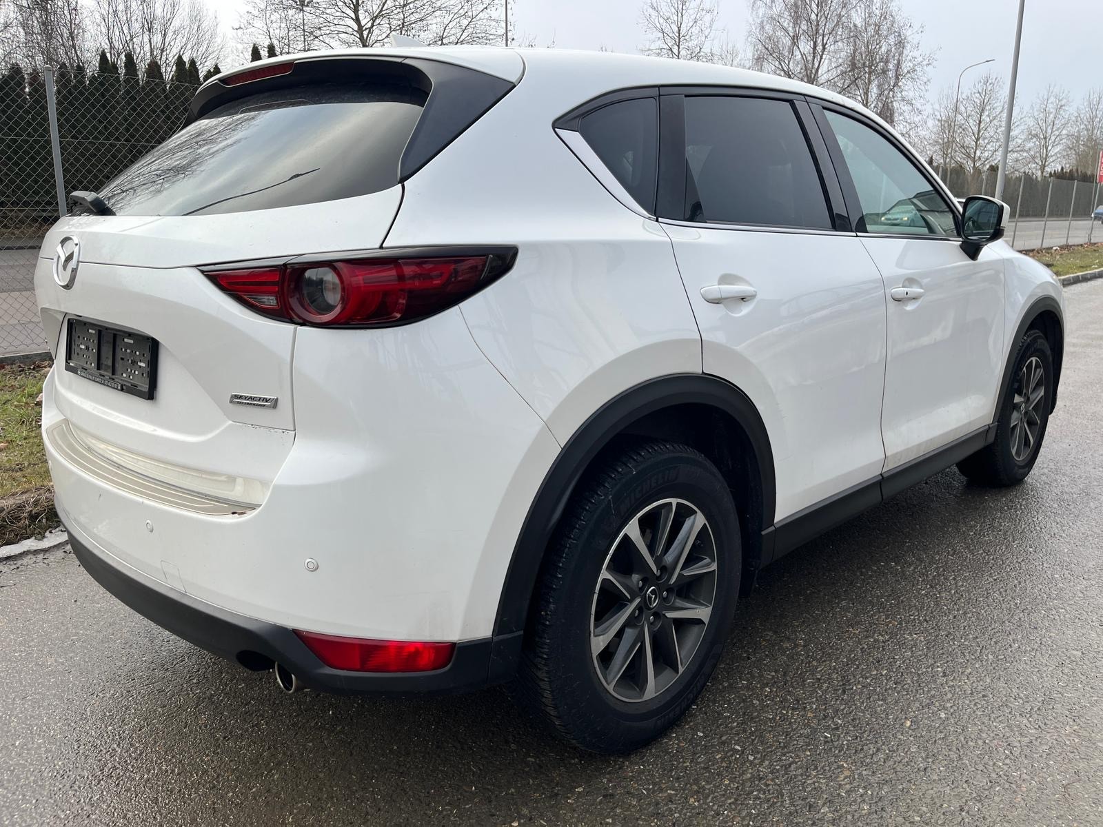 MAZDA CX-5 SKYACTIV-D 175 Revolution AWD Automat-showroom-element-1
