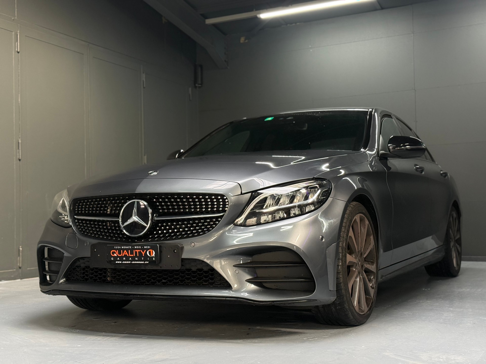 MERCEDES-BENZ C 180 BlueTEC AMG Line 7G-Tronic-image-3