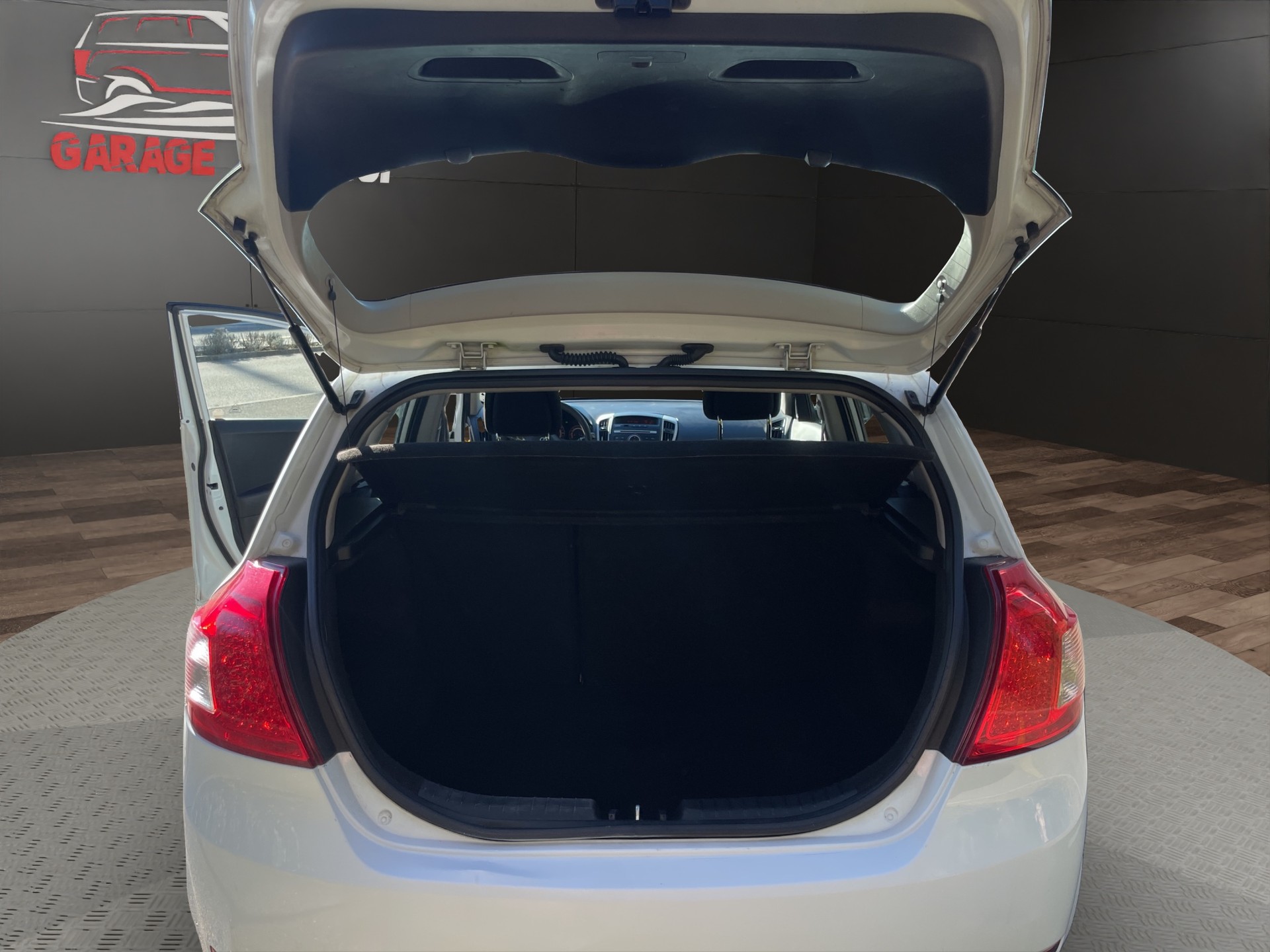 KIA Cee'd 1.4 16V Basic-image-13