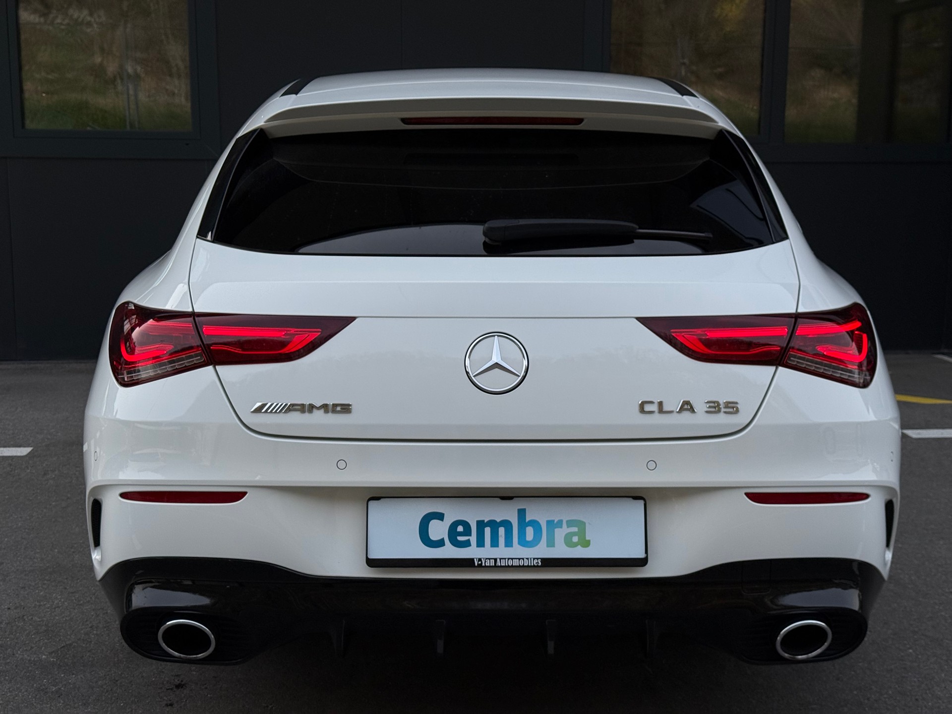 MERCEDES-BENZ CLA Shooting Brake 35 AMG 4Matic 7G-DCT-image-5