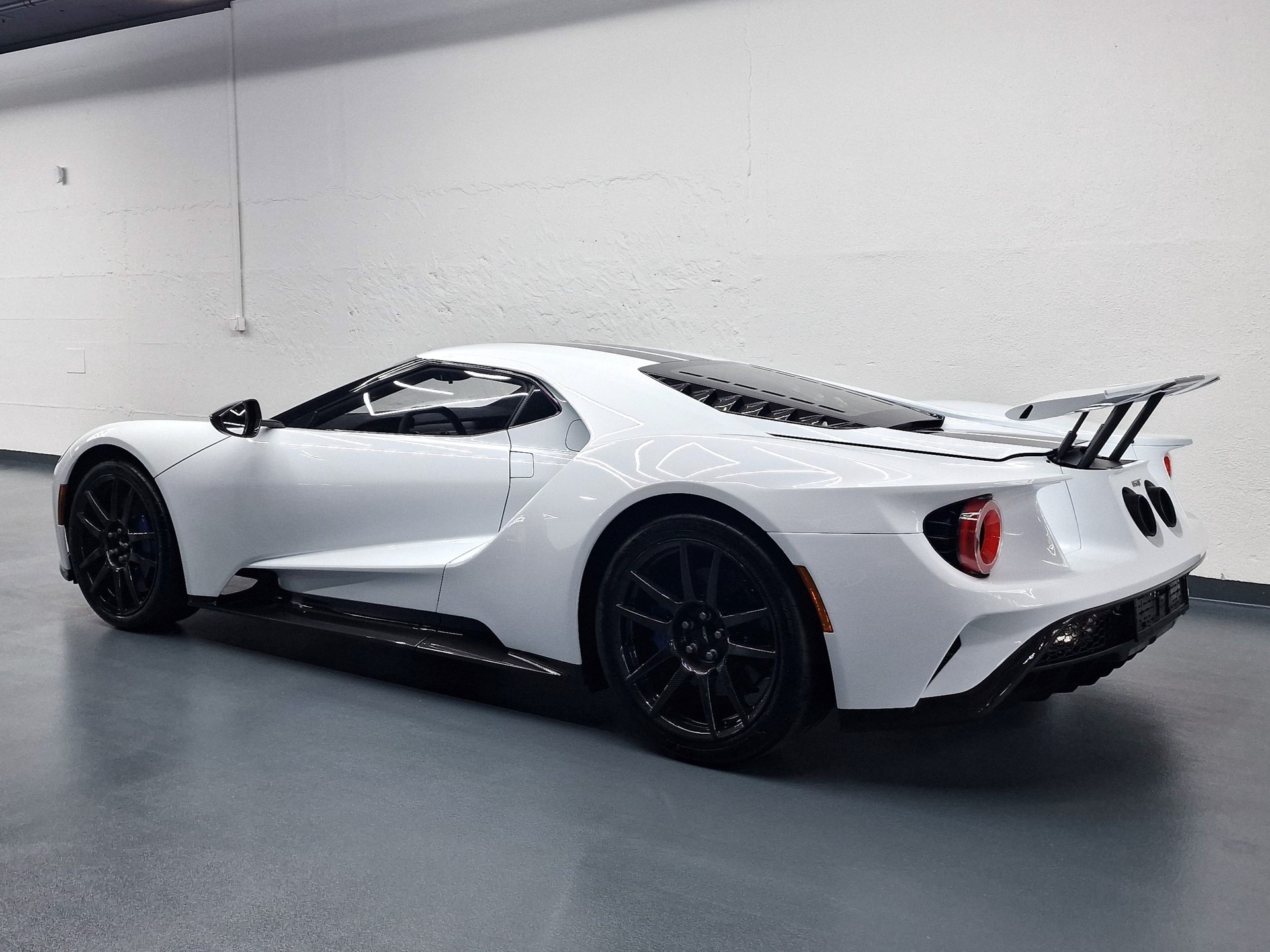 FORD GT CARBON SERIES-image-6