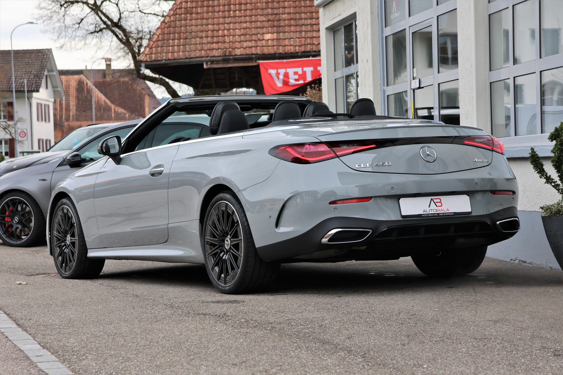 MERCEDES-BENZ CLE 450 Cabrio 4Matic 9G-Tronic AMG-Line (CH) MSI+-image-9