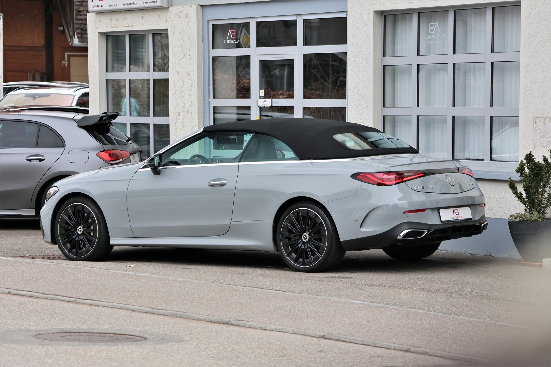 MERCEDES-BENZ CLE 450 Cabrio 4Matic 9G-Tronic AMG-Line (CH) MSI+-image-5