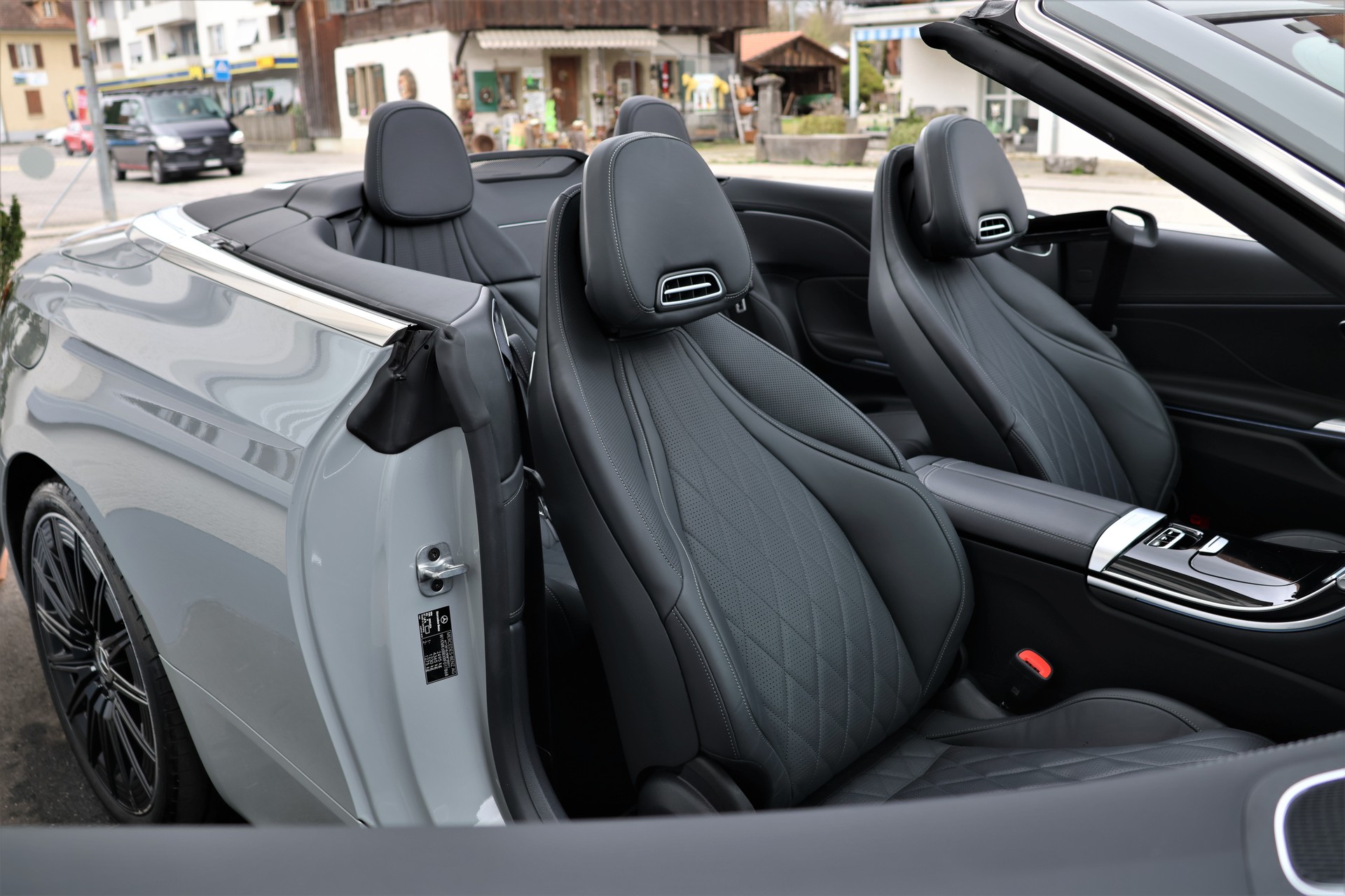 MERCEDES-BENZ CLE 450 Cabrio 4Matic 9G-Tronic AMG-Line (CH) MSI+-image-32