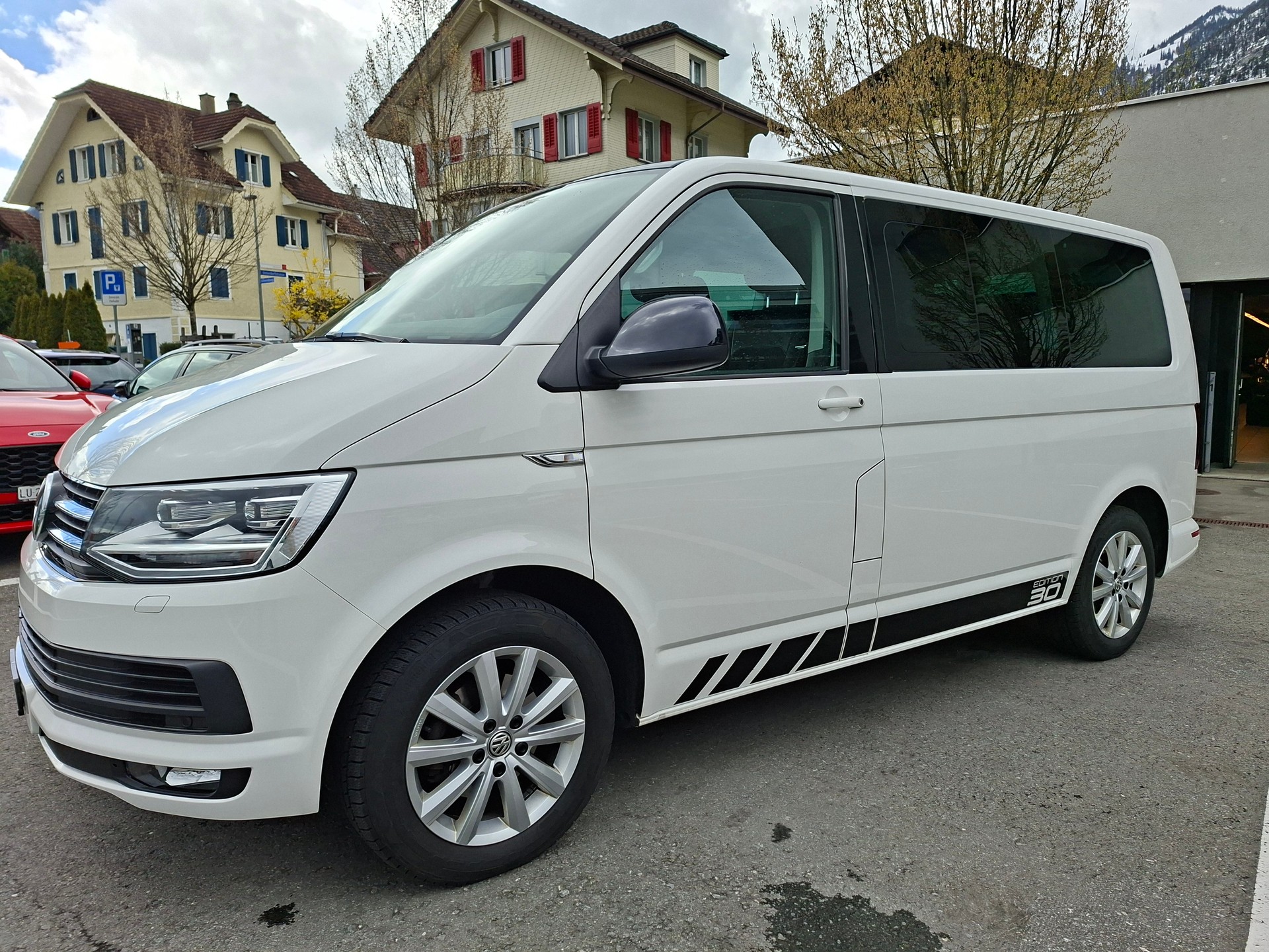 VW T6 Multivan 2.0 TDI Highline DSG-image-1