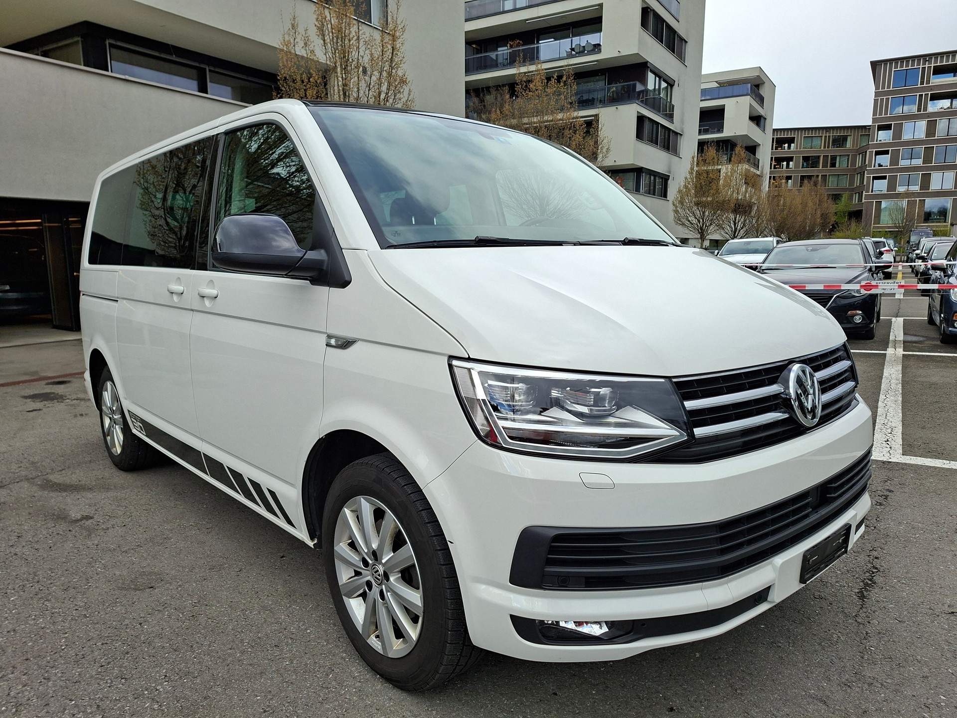 VW T6 Multivan 2.0 TDI Highline DSG-image-3
