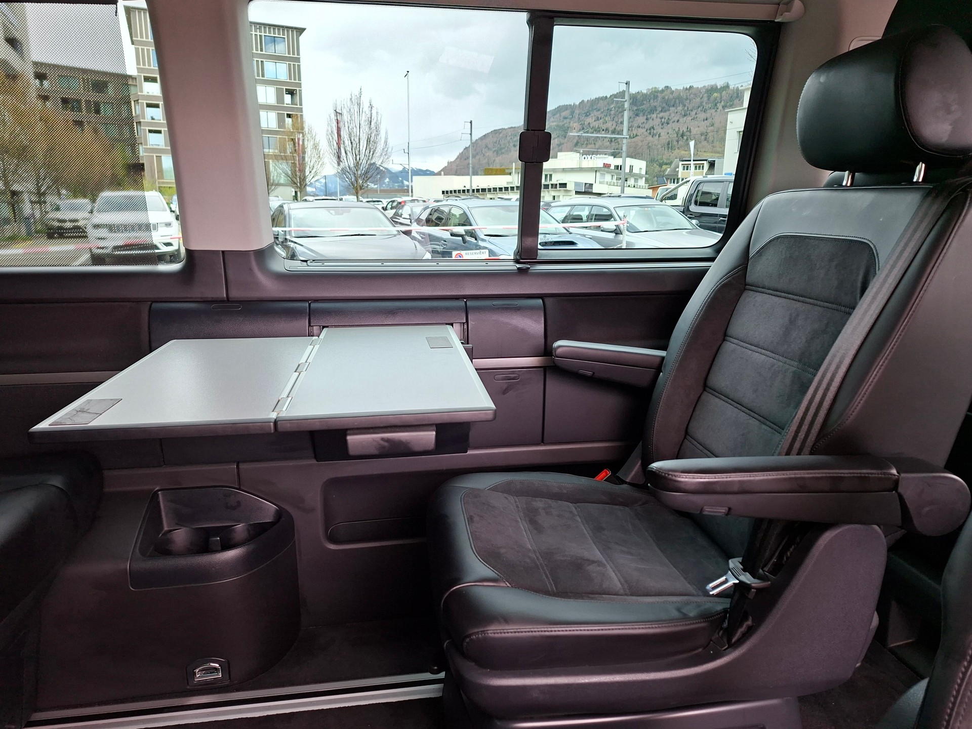VW T6 Multivan 2.0 TDI Highline DSG-image-5