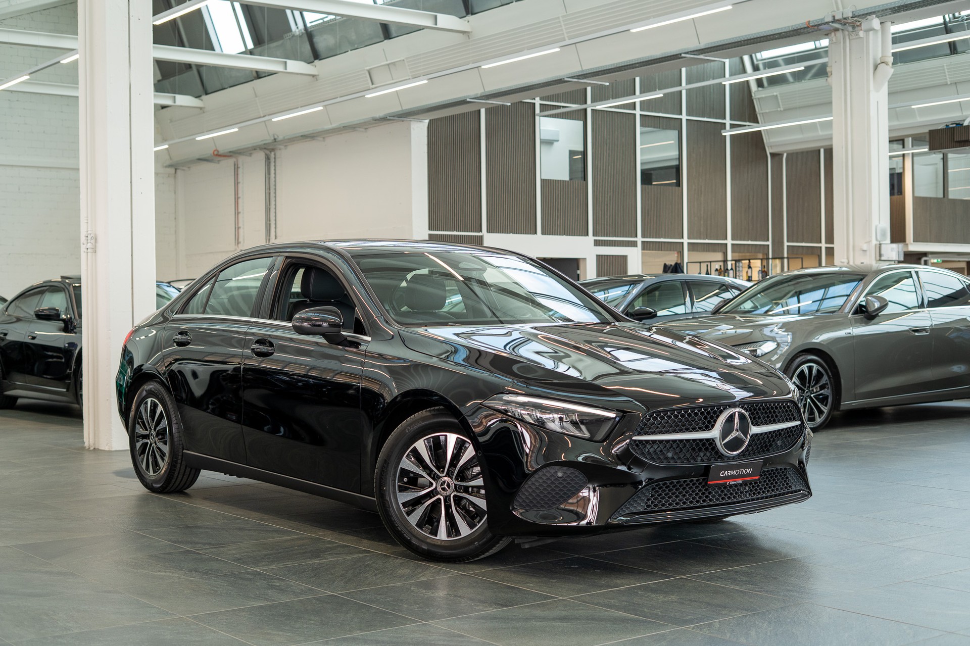 MERCEDES-BENZ A 180 Progressive Limousine / Facelift / Rückfahrkamera / Sitzheizung-showroom-element-2