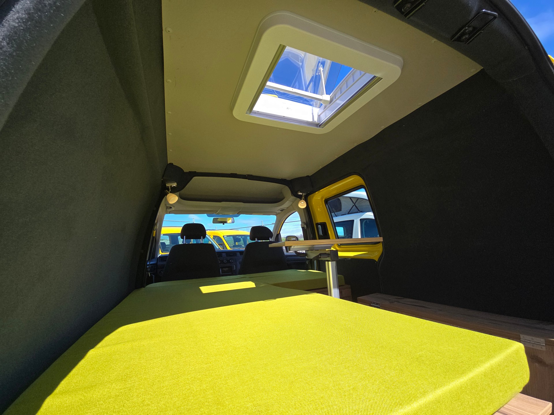 VW VW CADDY 2.0 TDI - Klima - Benzin - 102 PS - Tempomat-image-10