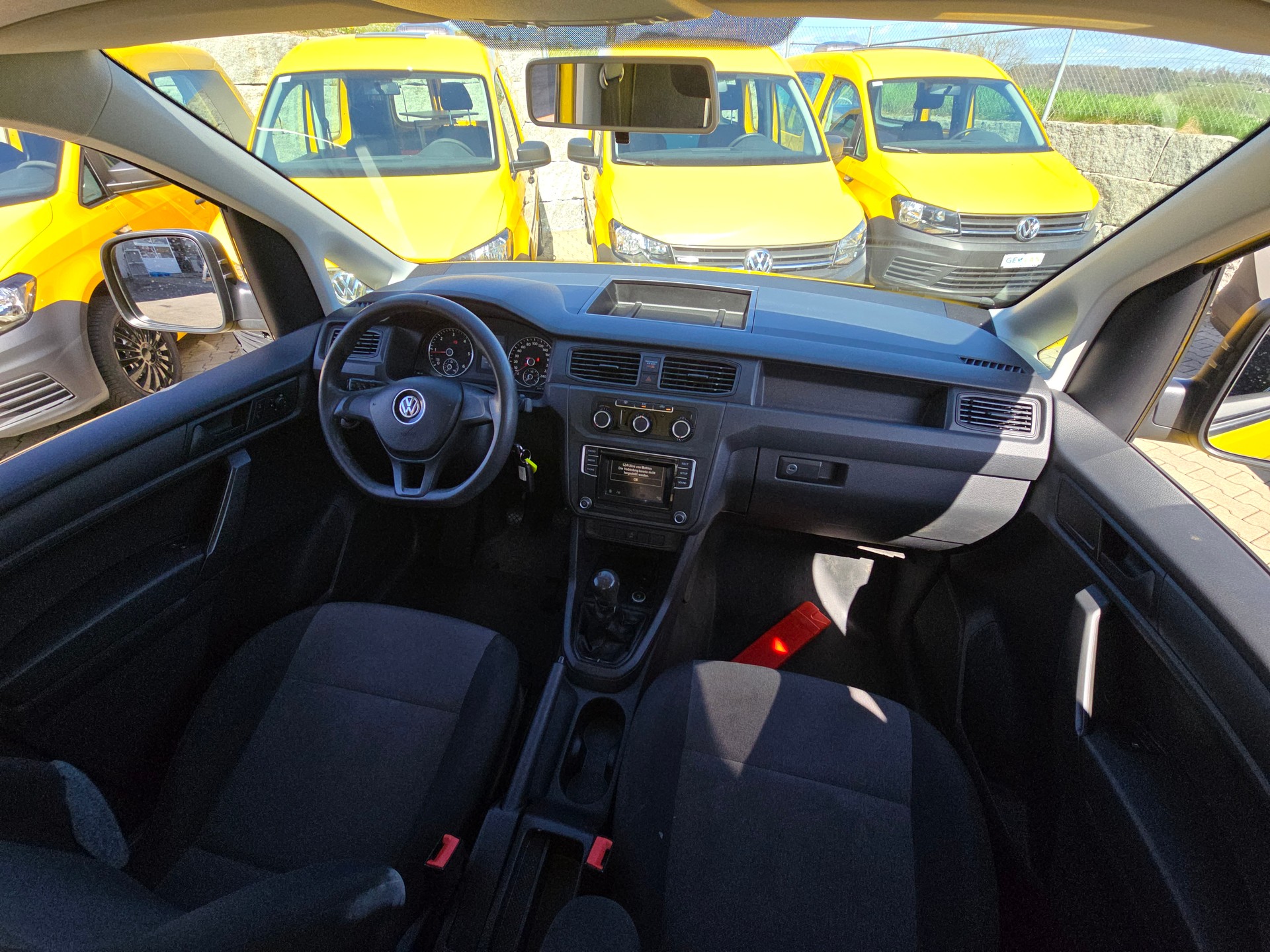 VW VW CADDY 2.0 TDI - Klima - Benzin - 102 PS - Tempomat-image-14