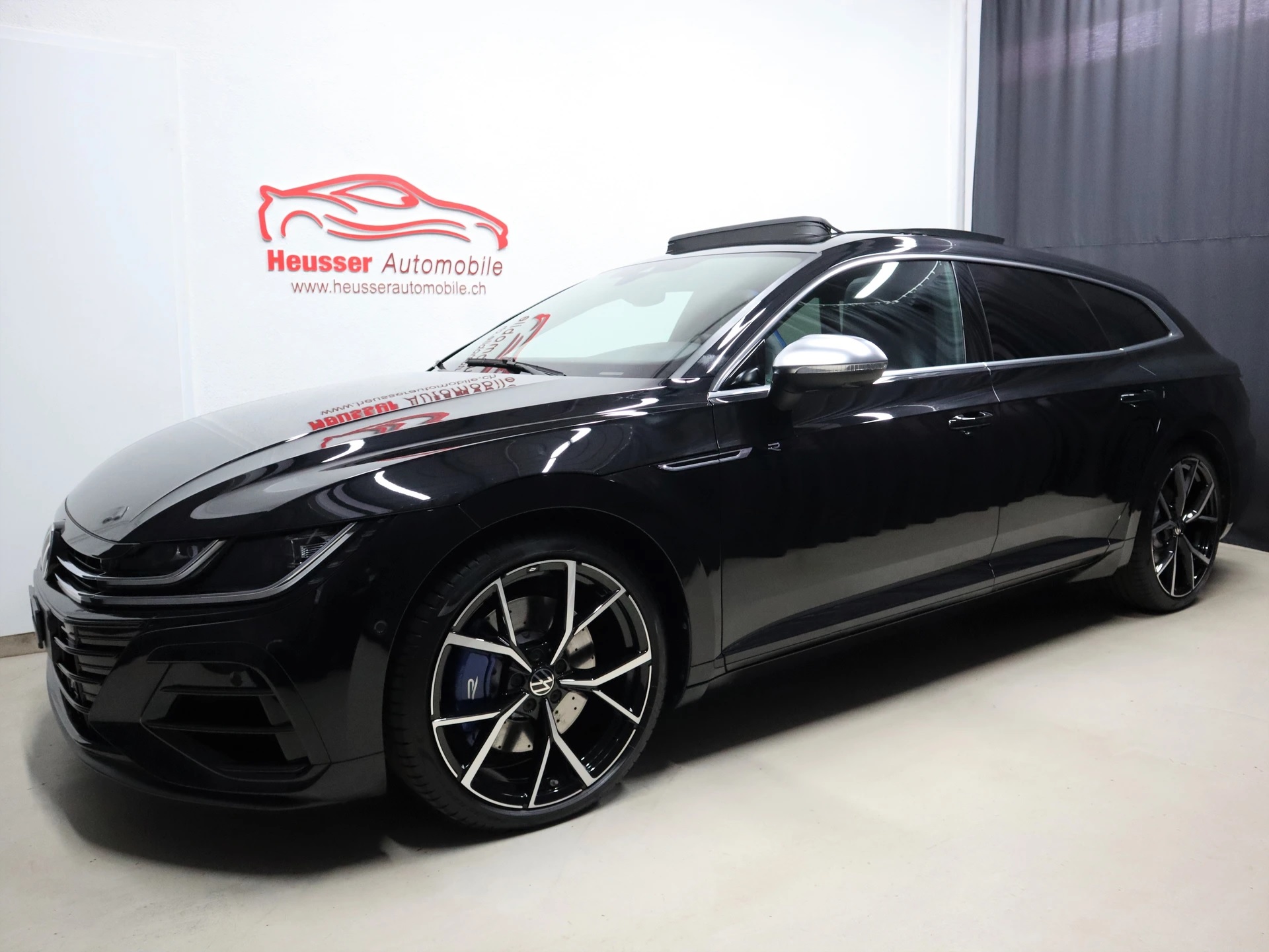 VW Arteon SB 2.0 TSI R 4Motion DSG - VOLLAUSTATTUNG - Panorama - Leder - Sportsitze - Harman/Kardon - AHK - 320 PS-image-1