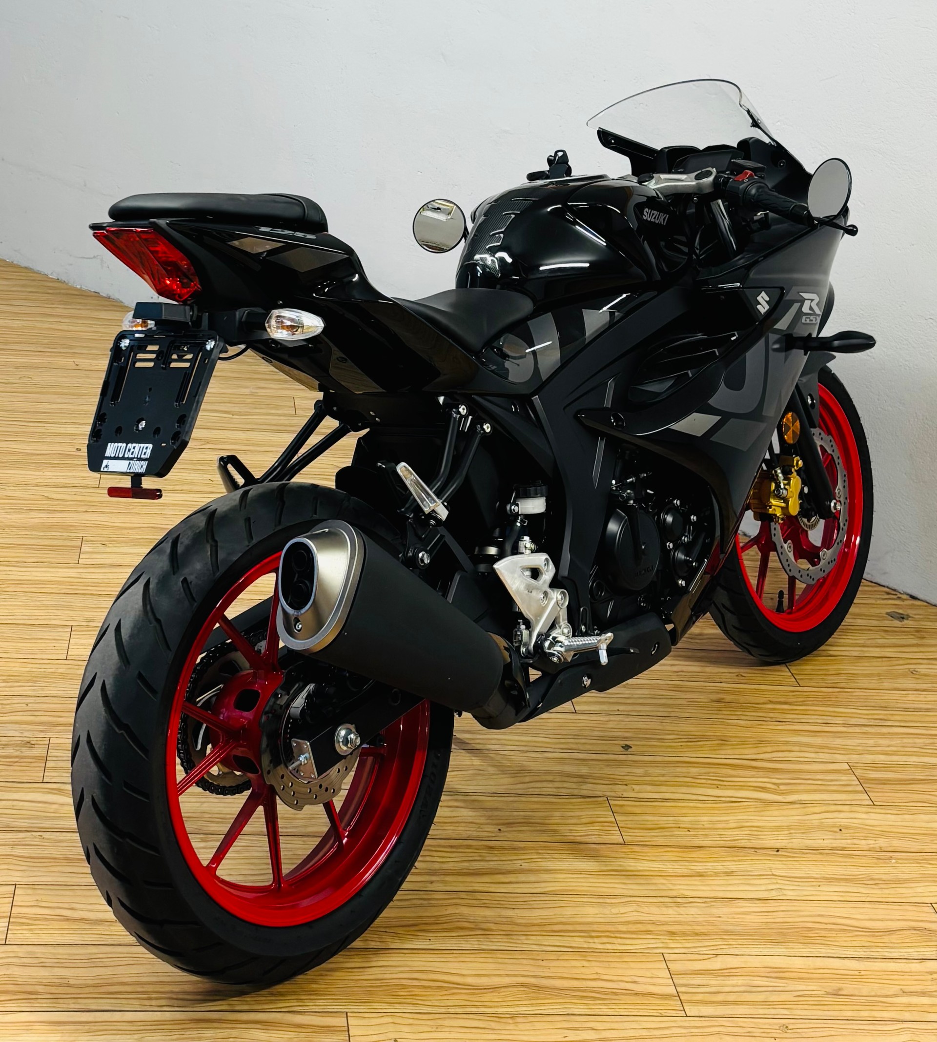 SUZUKI GSX-R 125-image-2