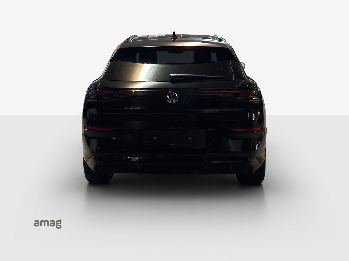 VW T-Roc 1.5 eTSI mHEV R-Line DSG-showroom-element-3