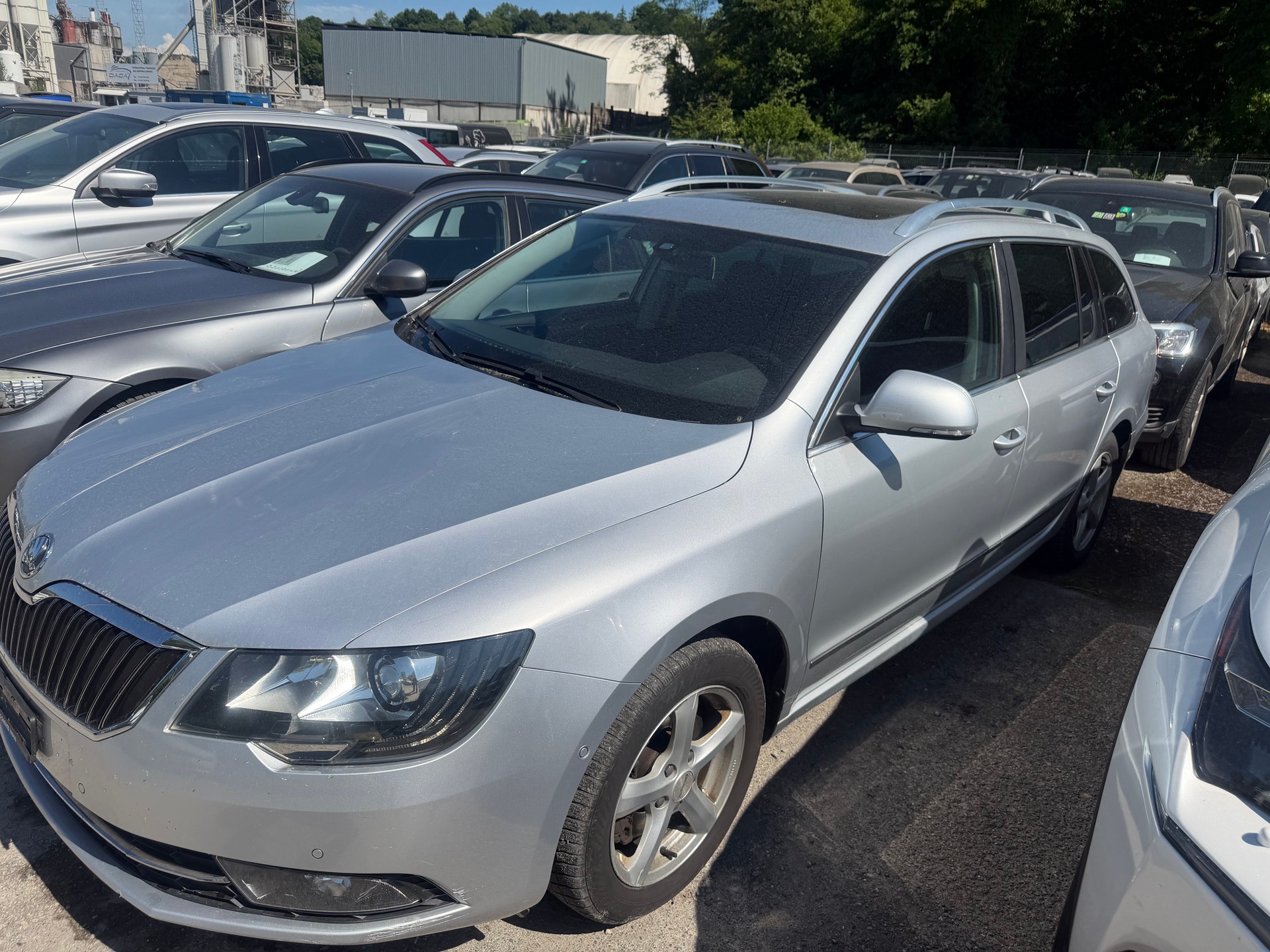 SKODA Superb Combi 2.0 TDi Elegance 4x4 DSG