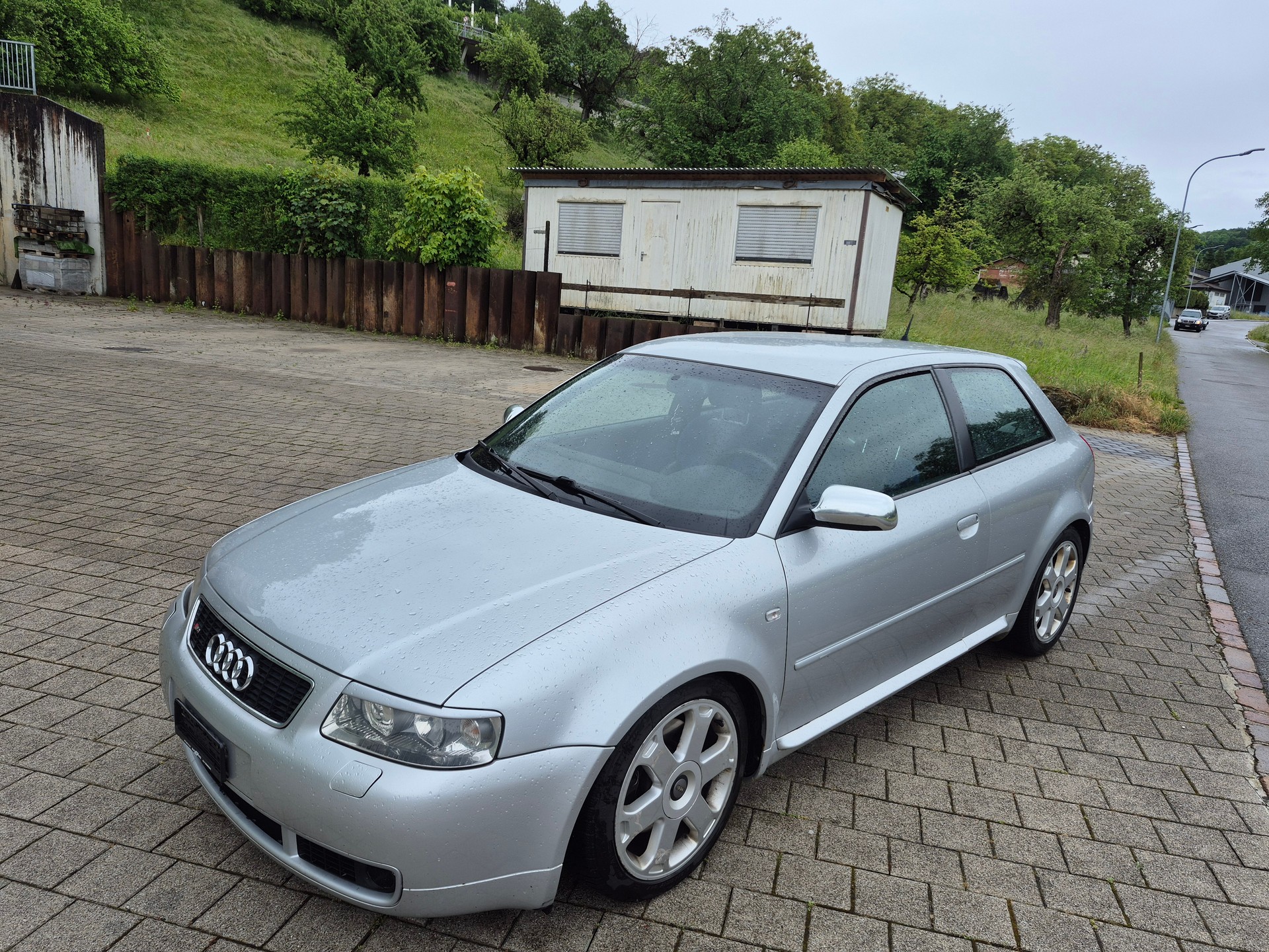 AUDI S3 quattro
