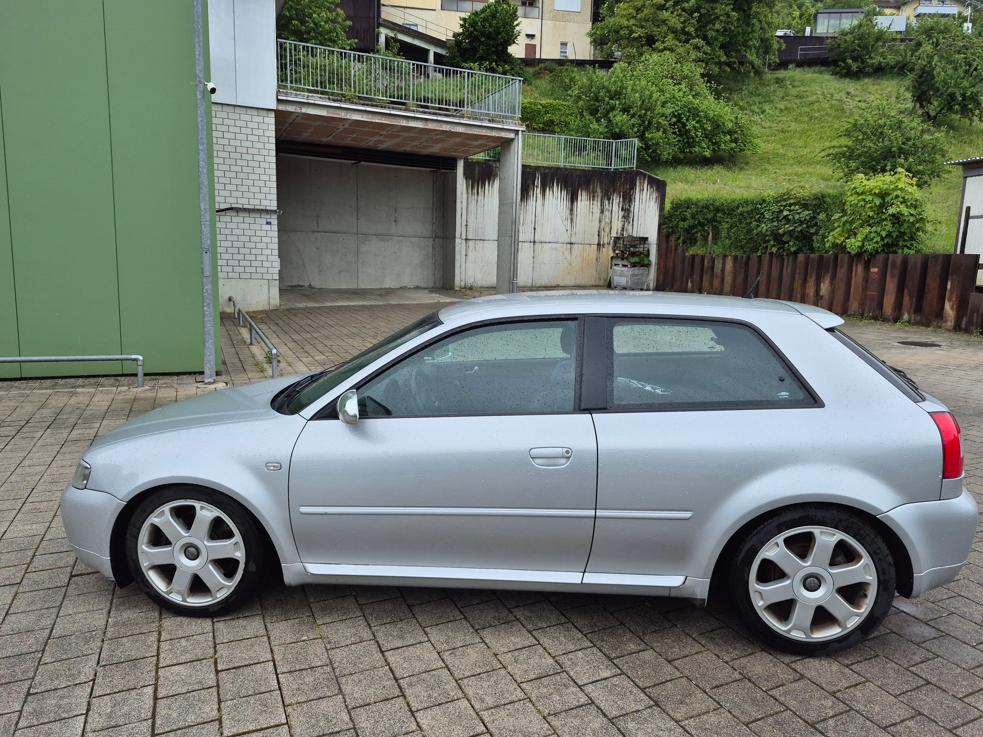 AUDI S3 quattro-image-3