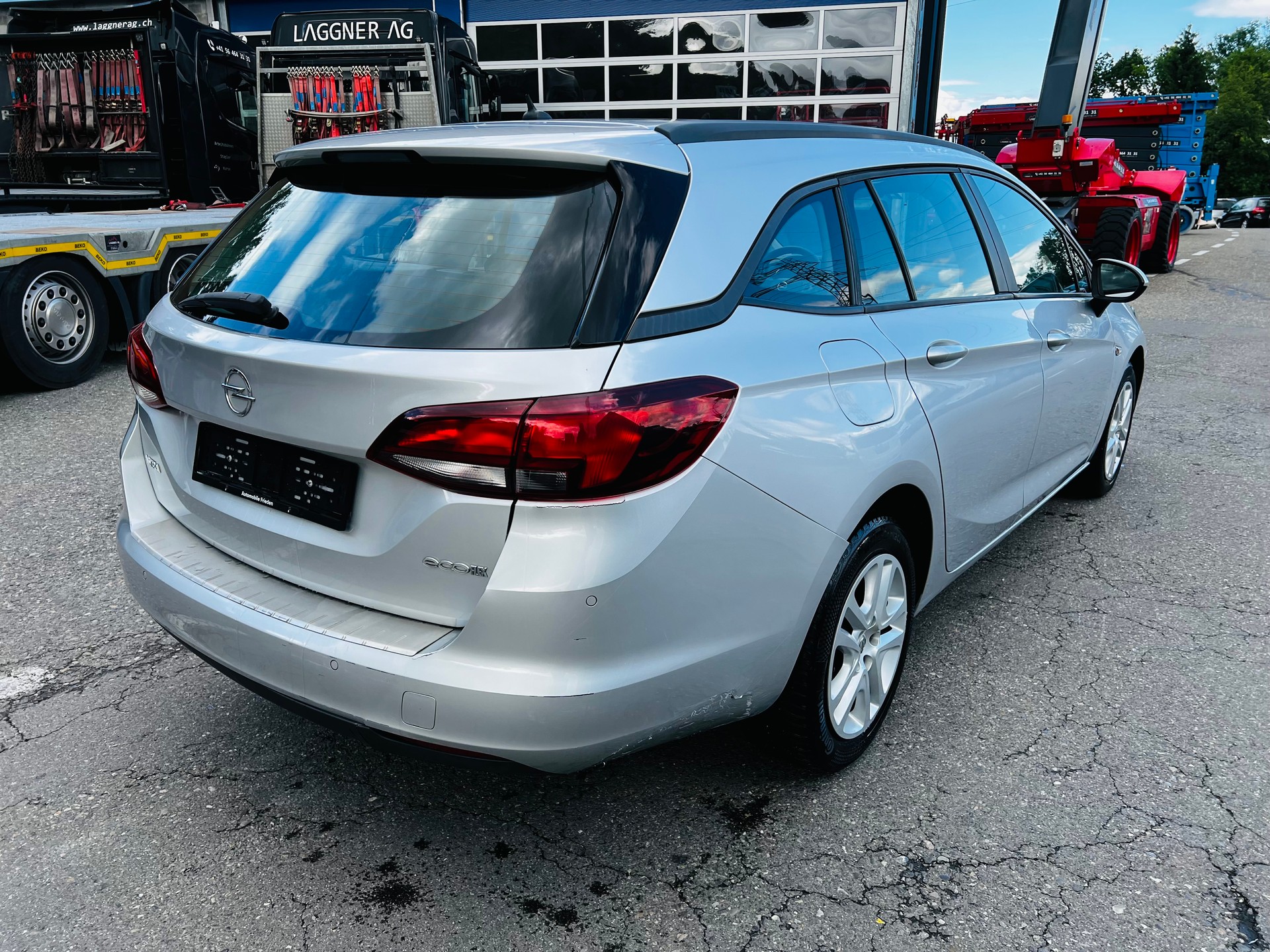 OPEL Astra Sports Tourer 1.0i Turbo Excellence-image-3
