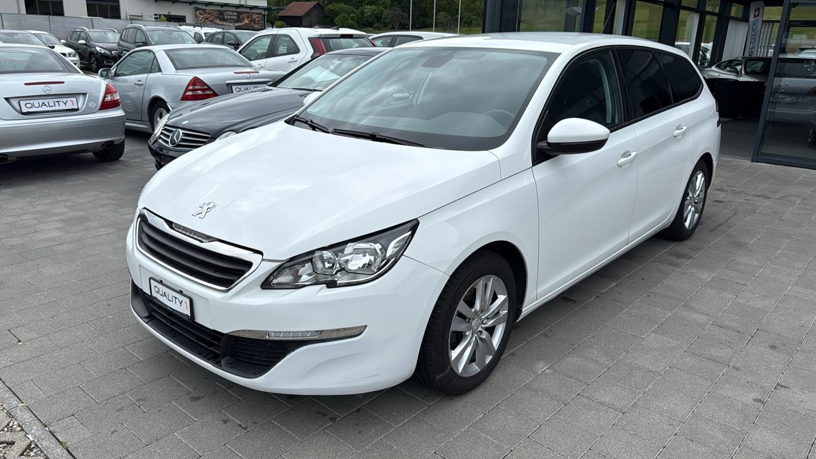 PEUGEOT 308 SW 1.6 BlueHDI Allure-showroom-element-3