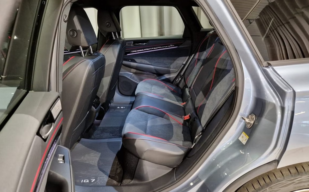 VW ID.7 Tourer GTX 86 kWh GTX 4 Motion-image-5