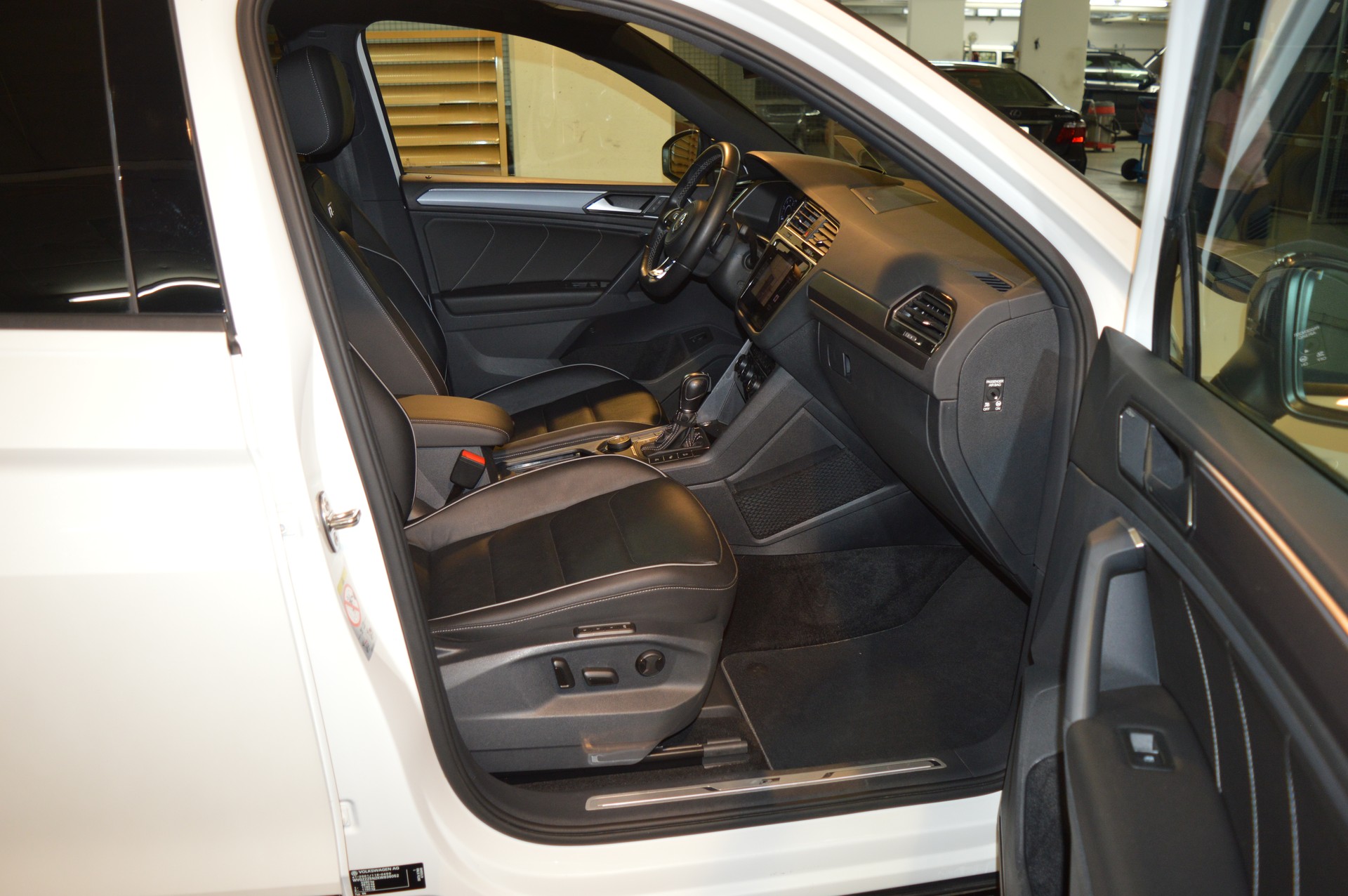 VW Tiguan 2.0TSI Highline 4Motion DSG-image-15