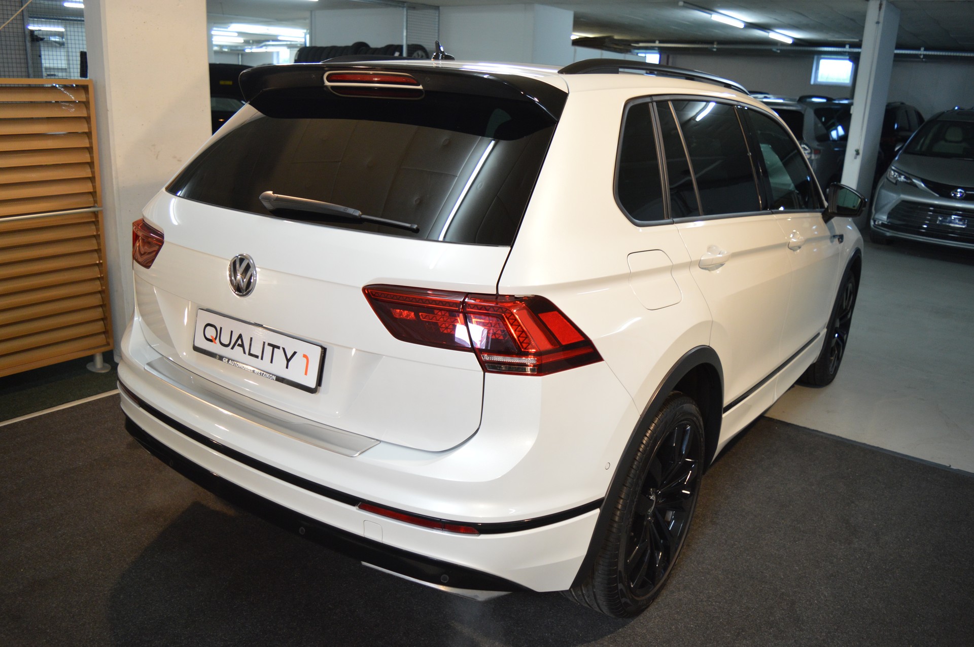 VW Tiguan 2.0TSI Highline 4Motion DSG-image-7
