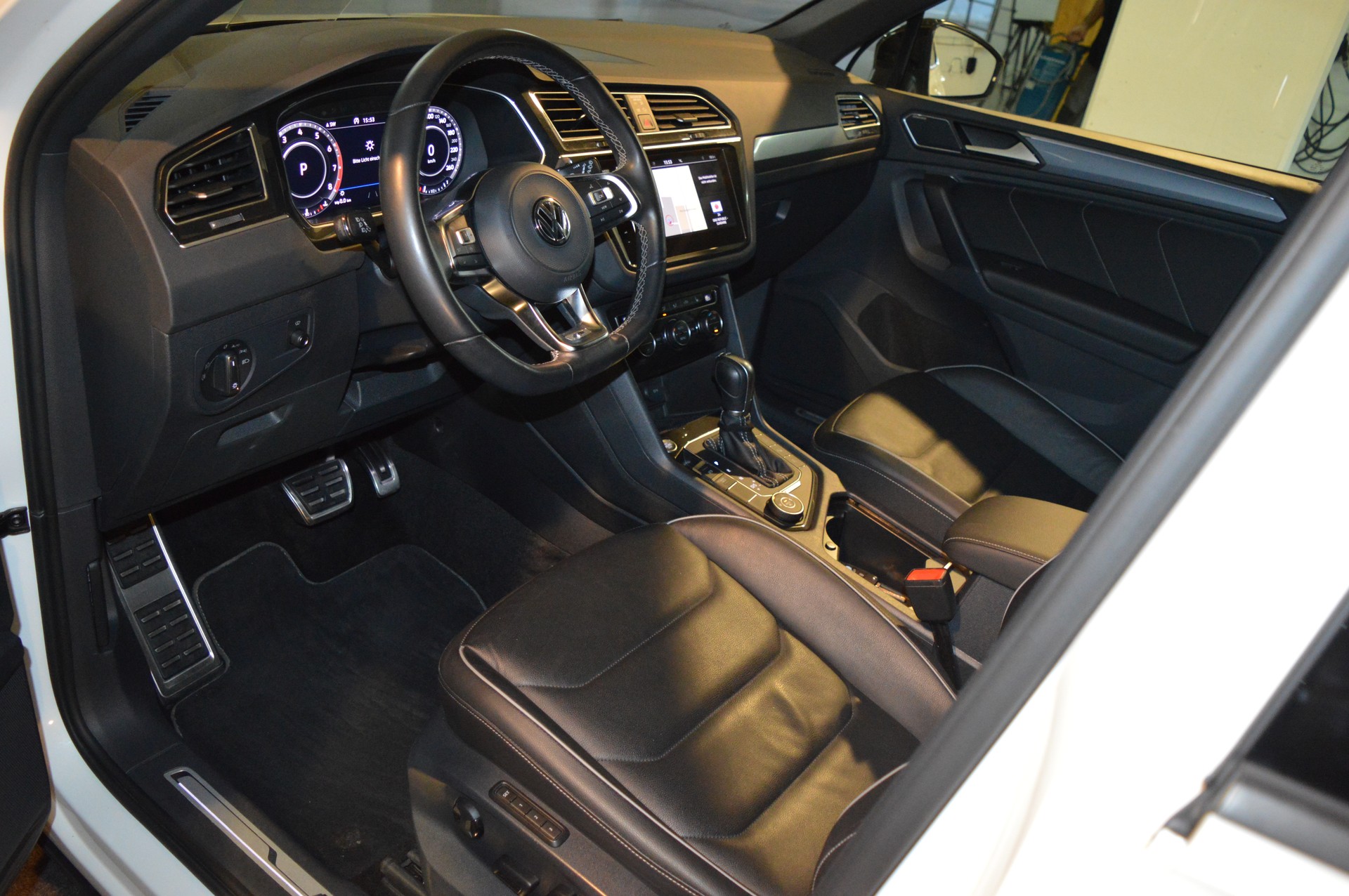 VW Tiguan 2.0TSI Highline 4Motion DSG-image-10