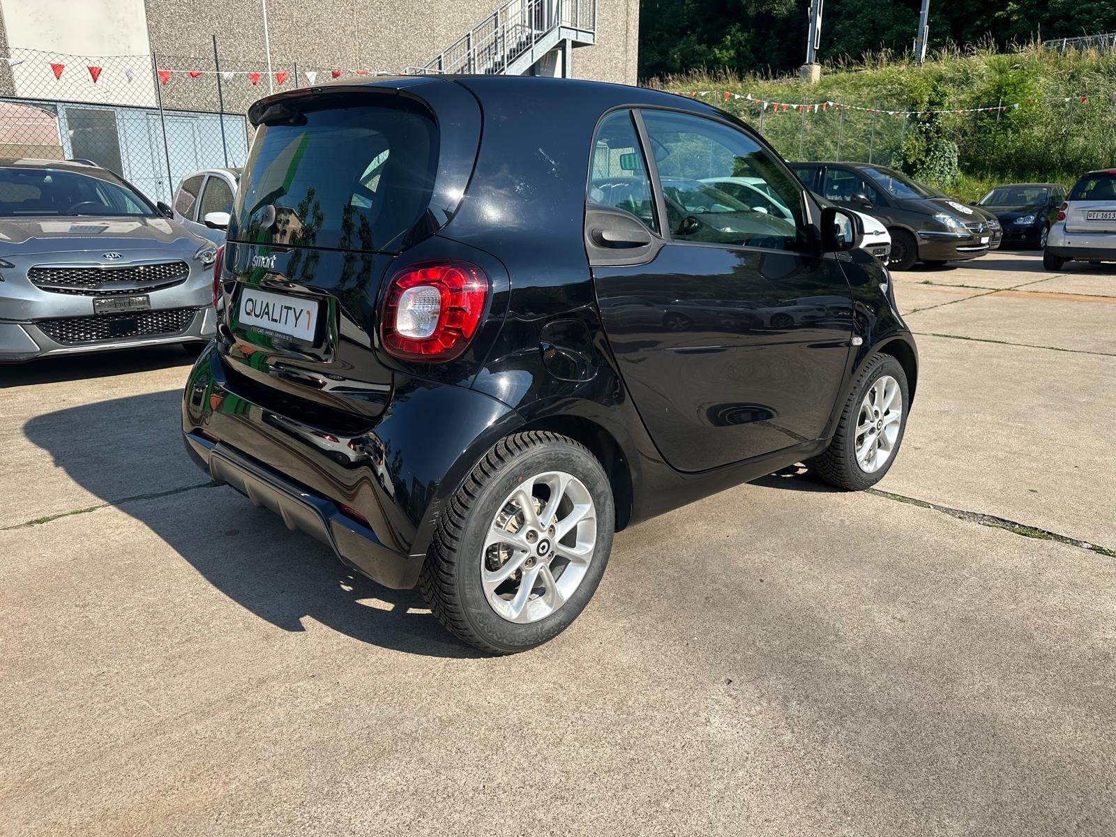 SMART FORTWO-image-3