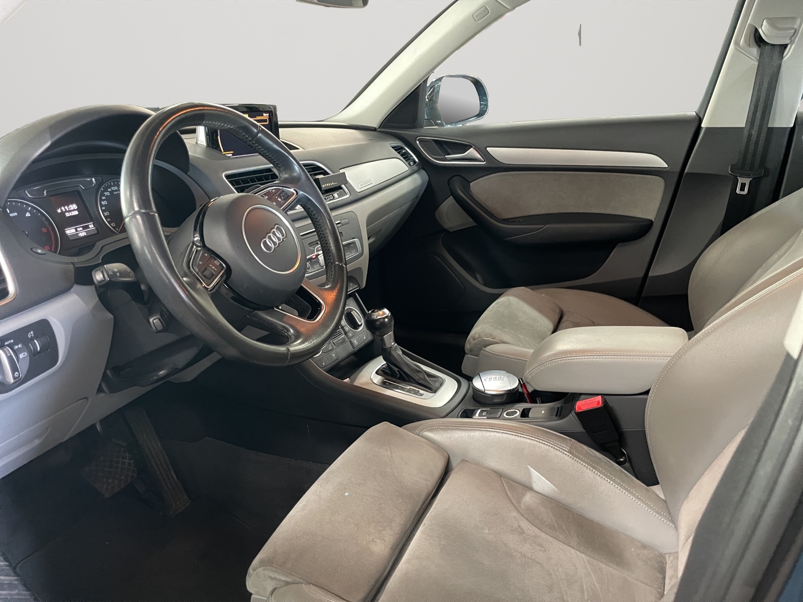 AUDI Q3-image-4