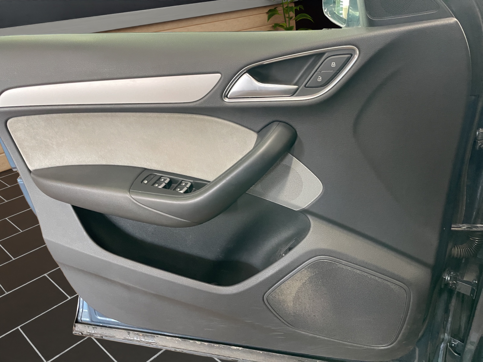 AUDI Q3-image-12