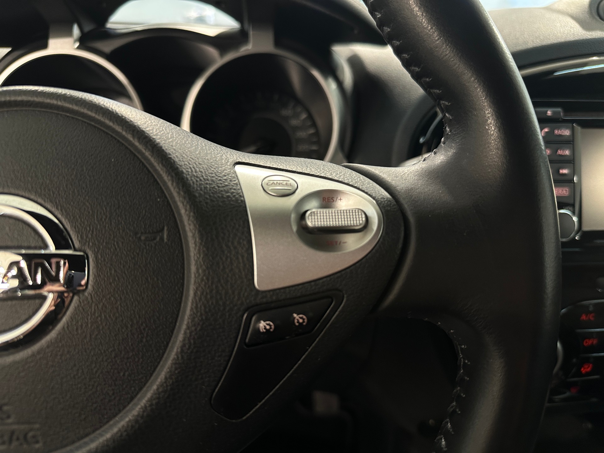 NISSAN Juke 1.6 tekna Xtronic CVT-image-21