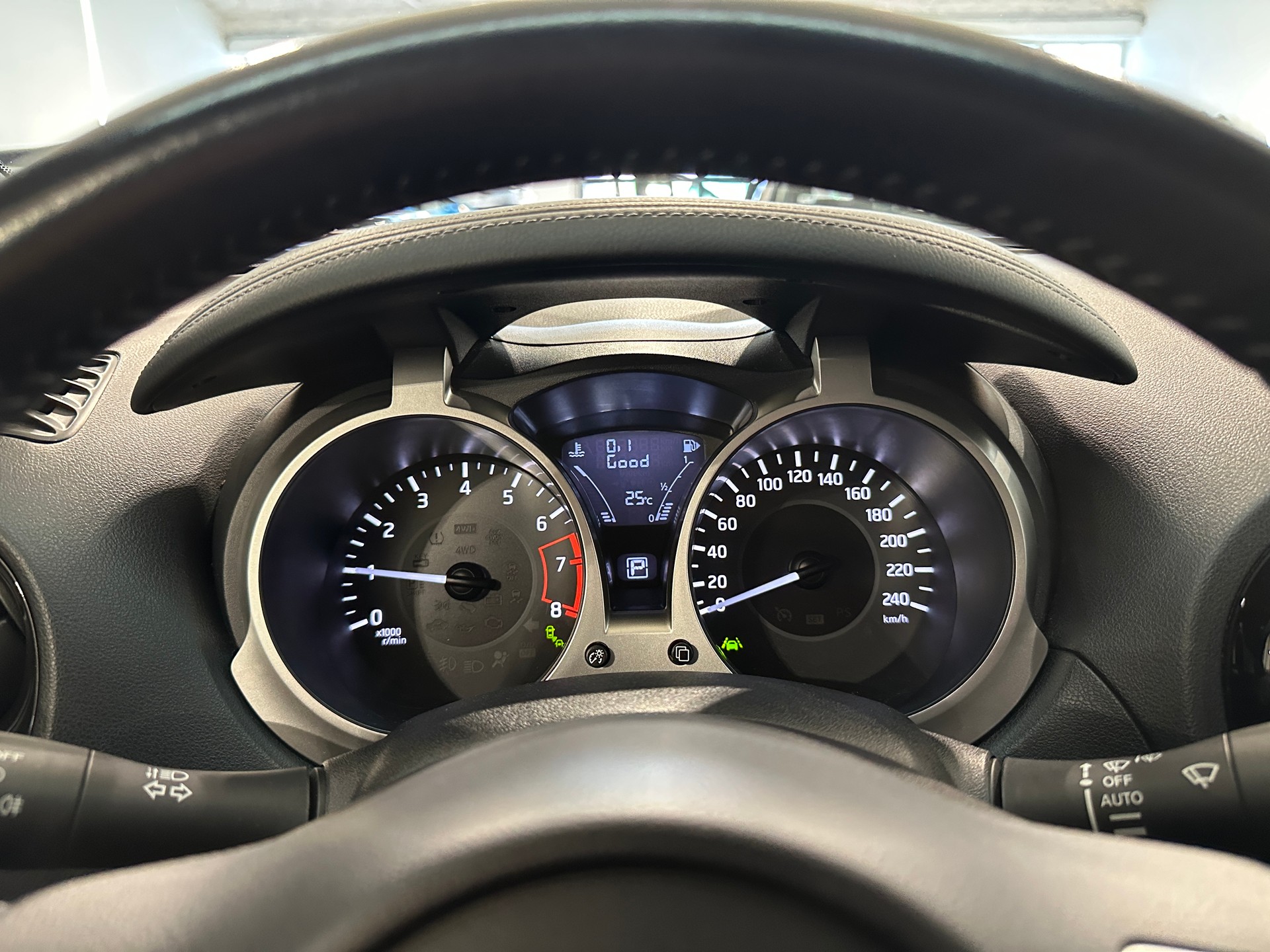 NISSAN Juke 1.6 tekna Xtronic CVT-image-19