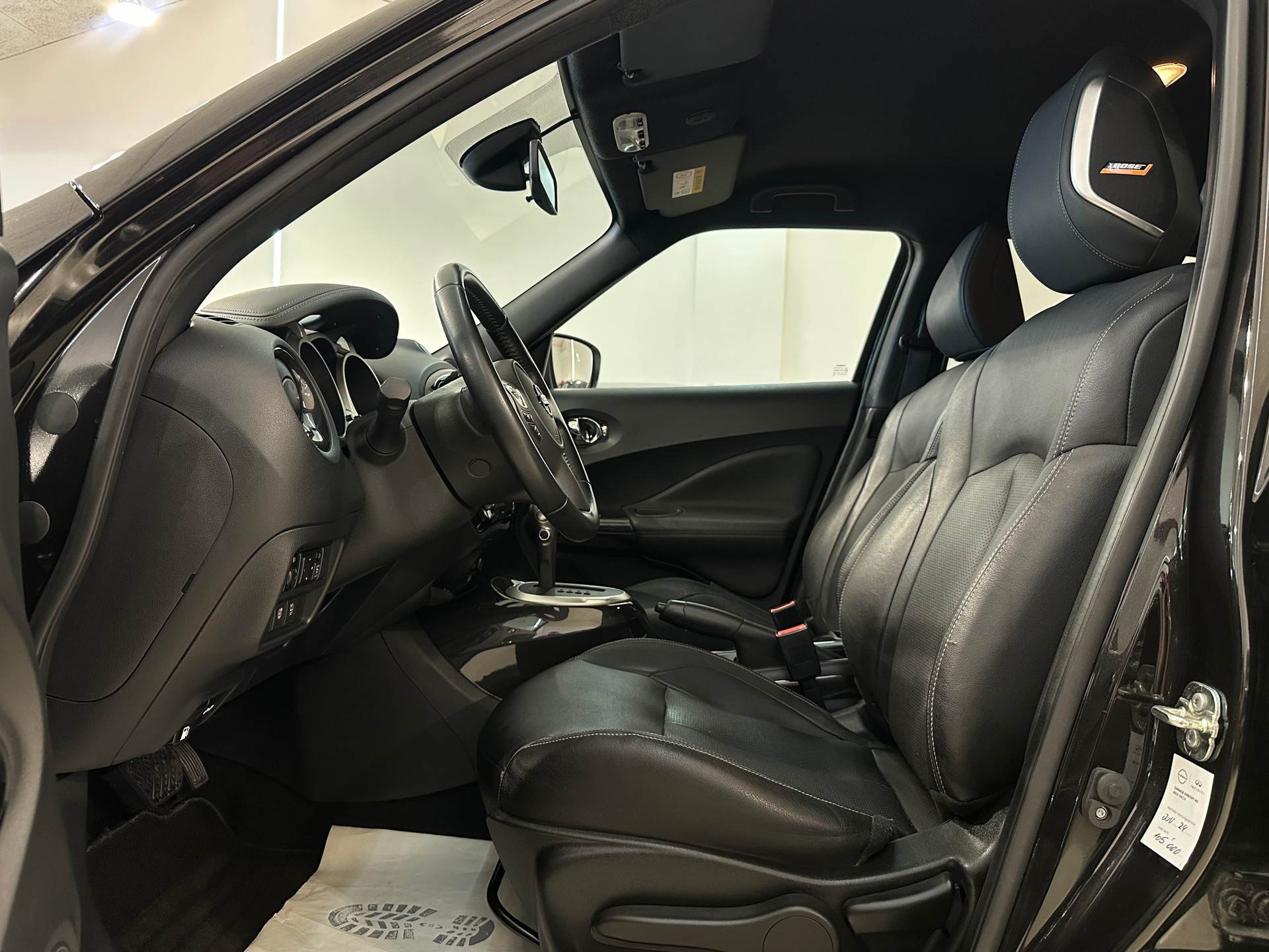 NISSAN Juke 1.6 tekna Xtronic CVT-image-10