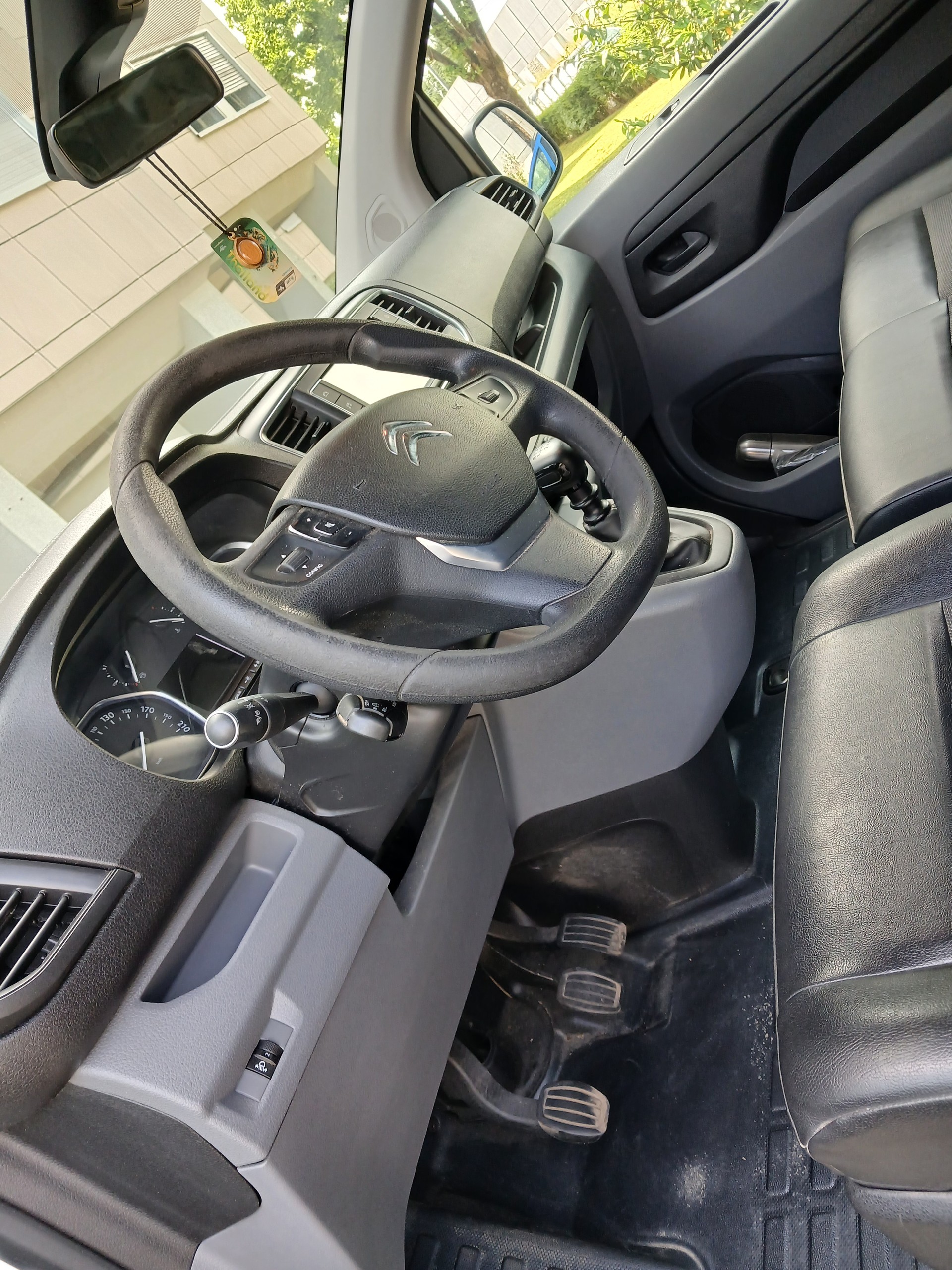 CITROEN JUMPY-image-10