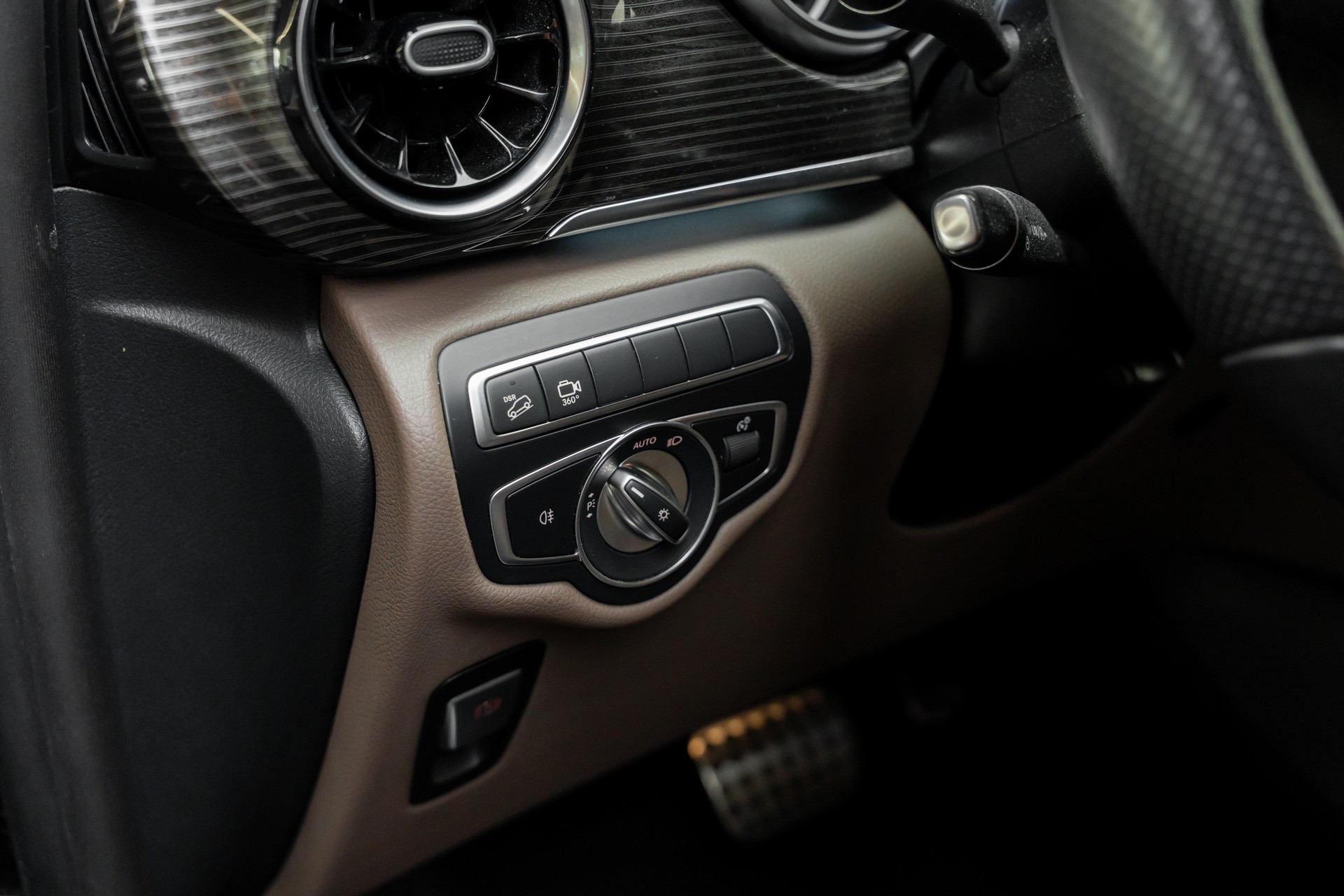 MERCEDES-BENZ V 250 d extralang Avantgarde 4Matic 9G-Tronic-image-21
