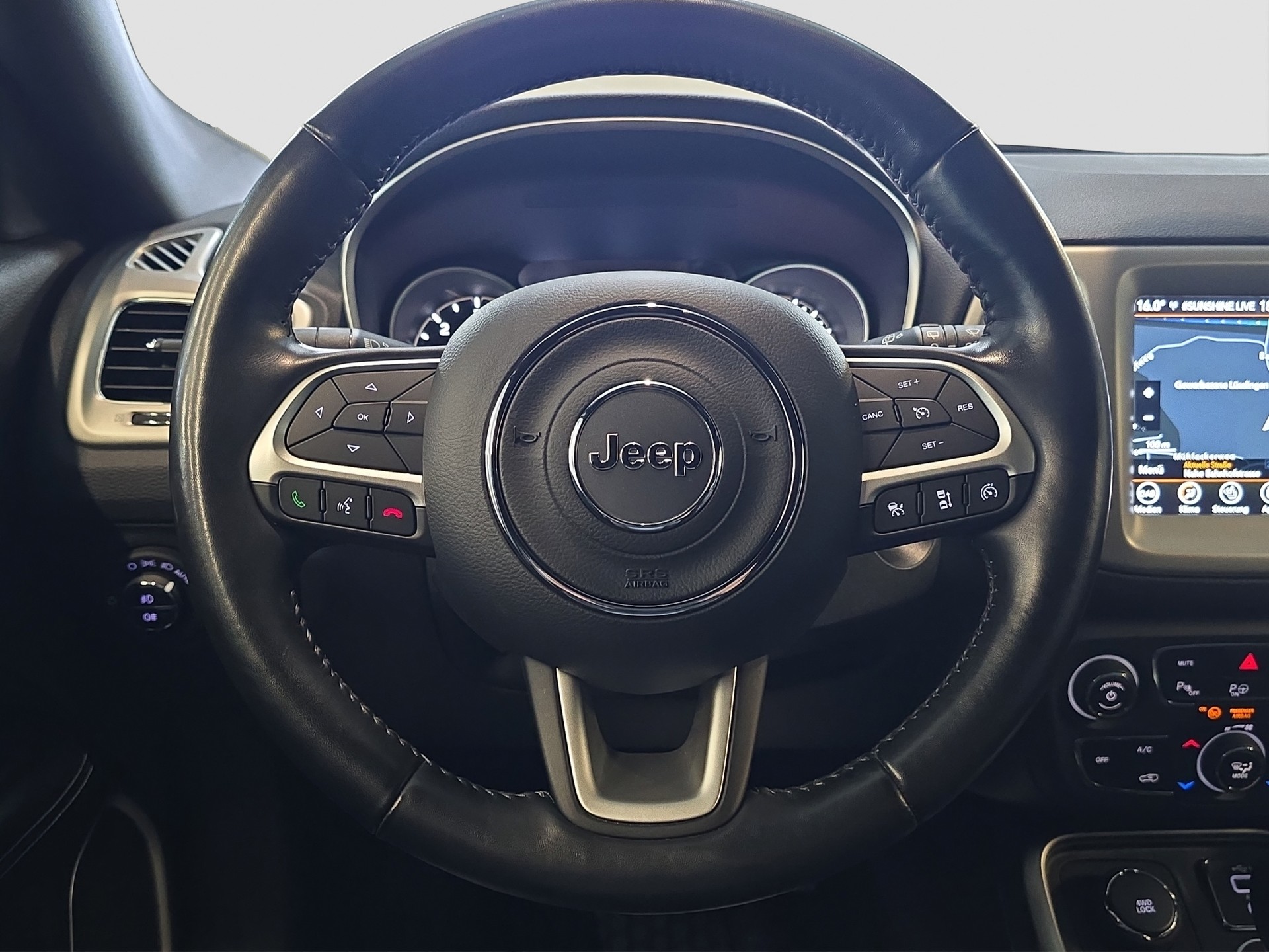 JEEP Compass 2.0CRD Limited AWD 9ATX-image-11