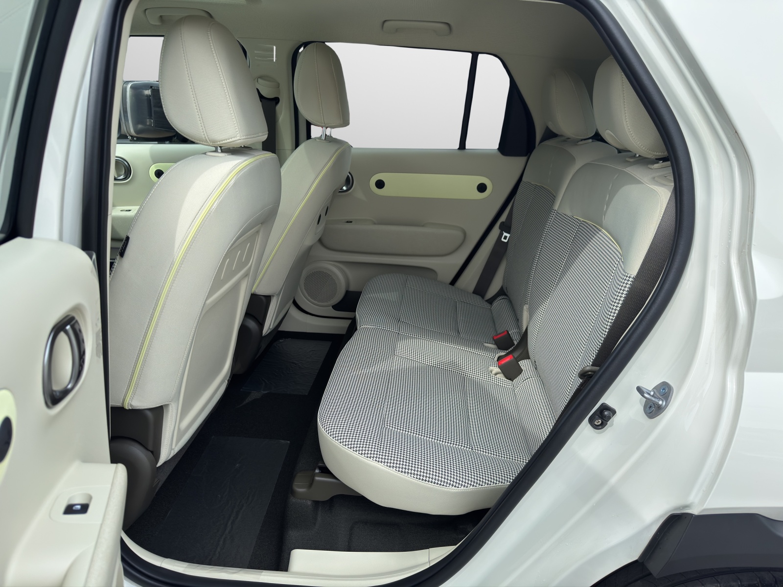 HYUNDAI Inster Electric Vertex 49kWh MY26-image-7