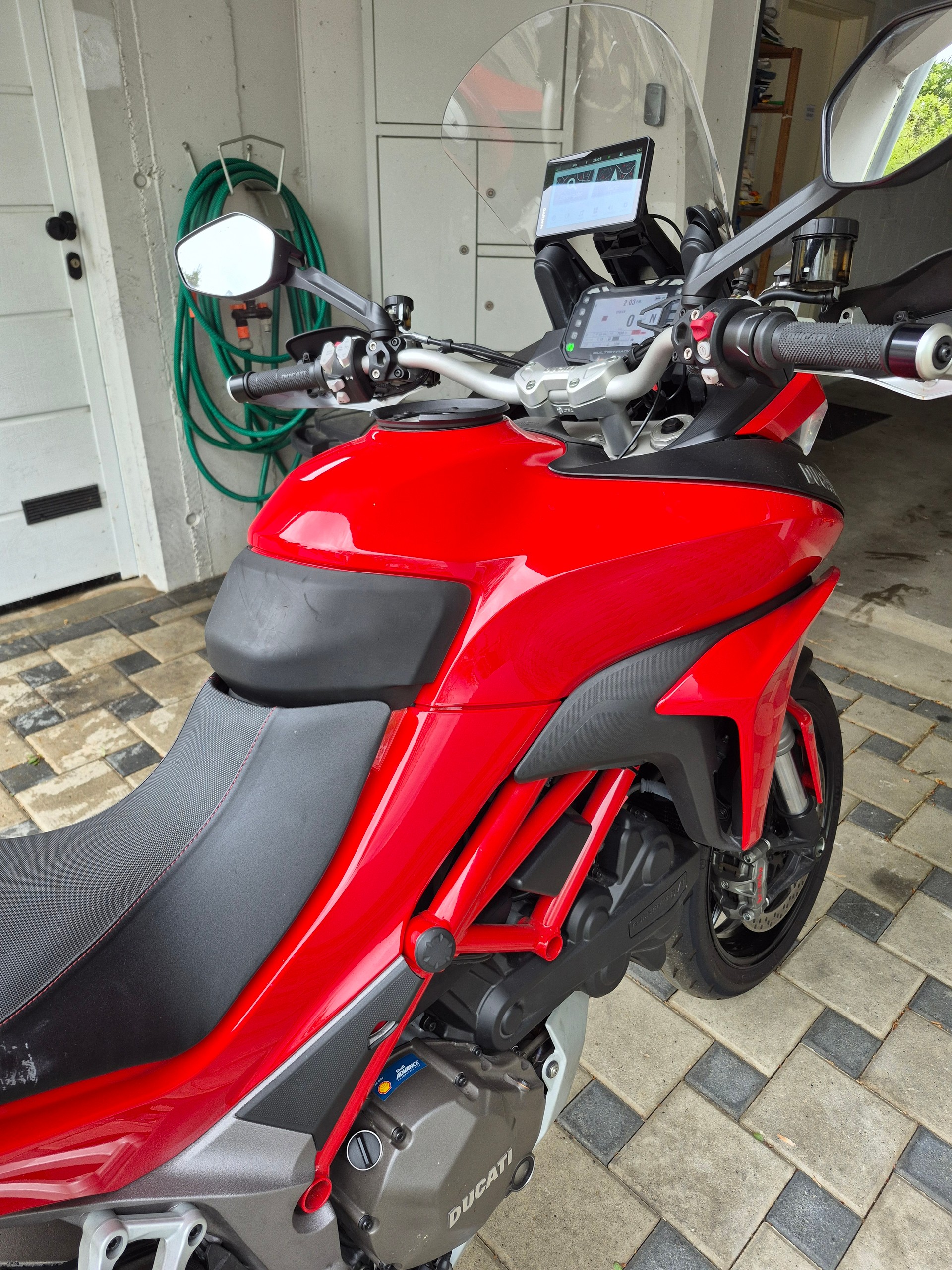 DUCATI Multistrada 1200-image-1