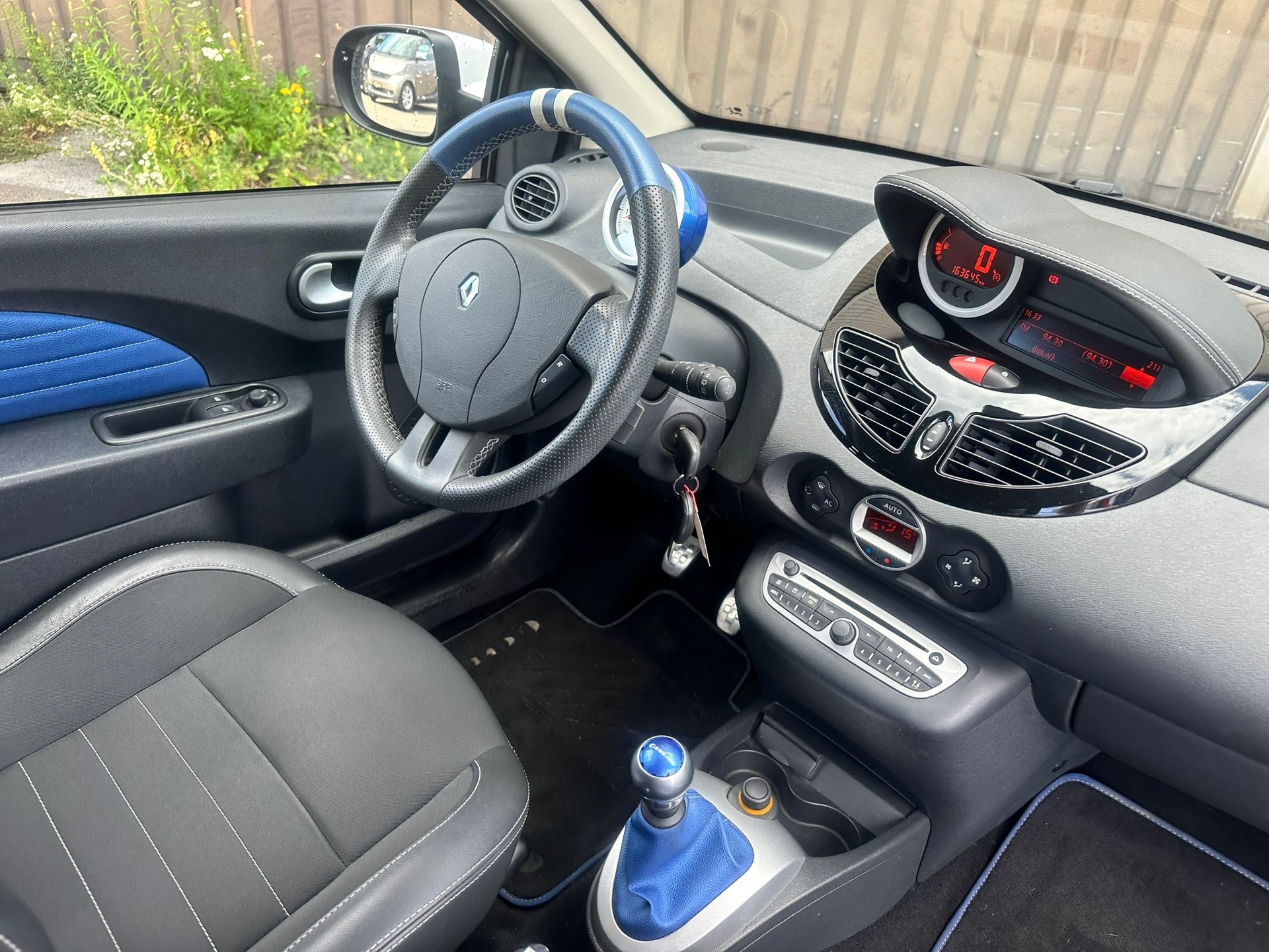 RENAULT Twingo 1.2 16V T Gordini GT-image-14