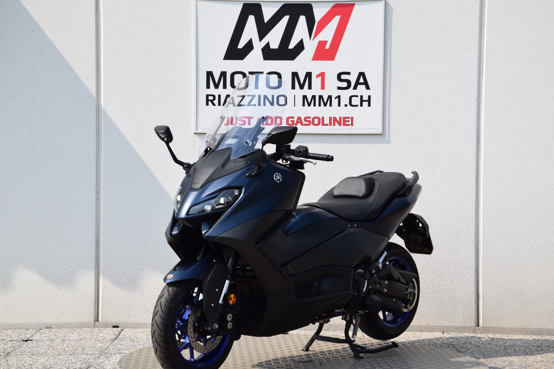 YAMAHA T-MAX XP 560-image-3