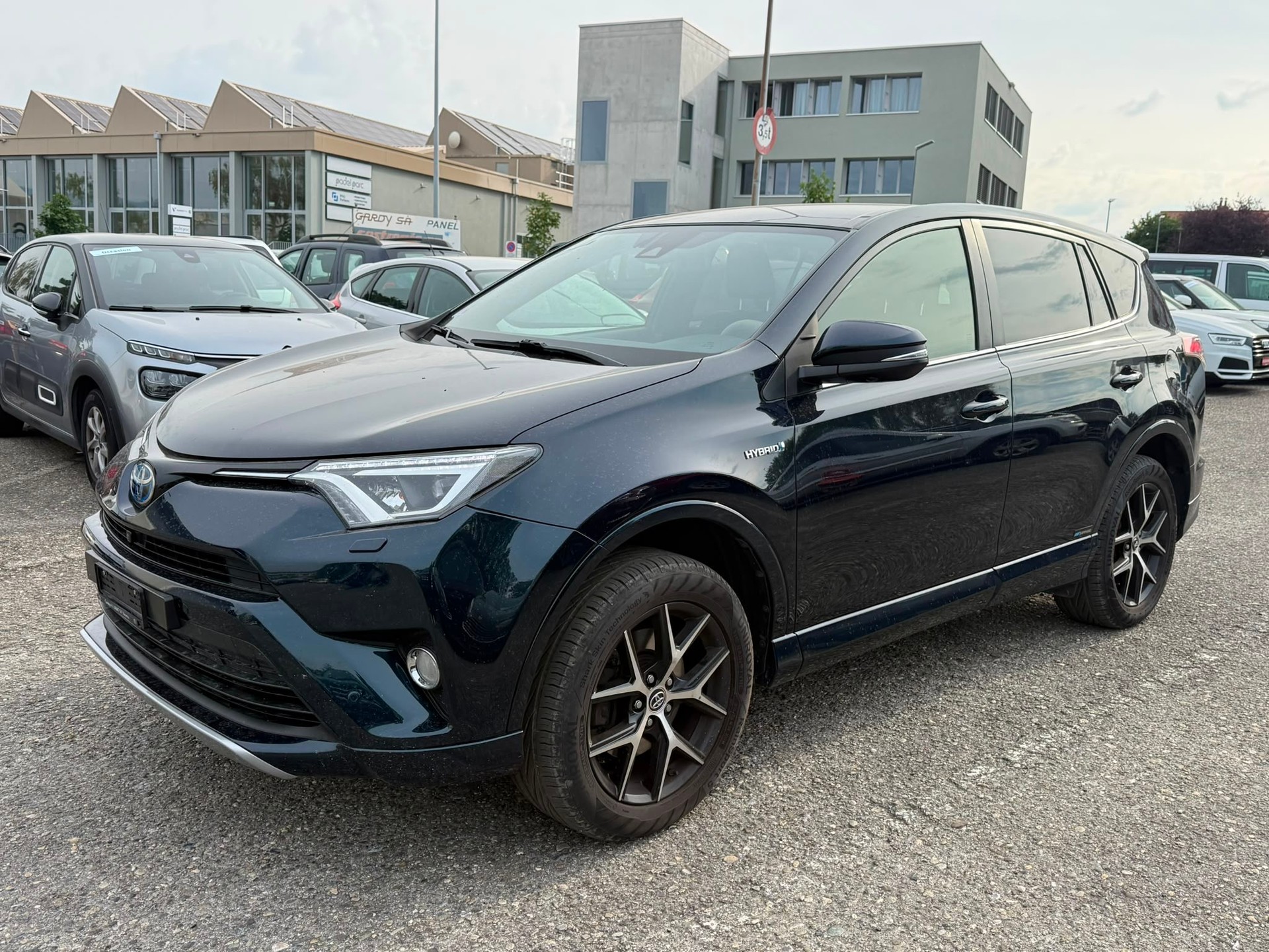 TOYOTA RAV-4 2.5 HSD Style e-CVT-image-6