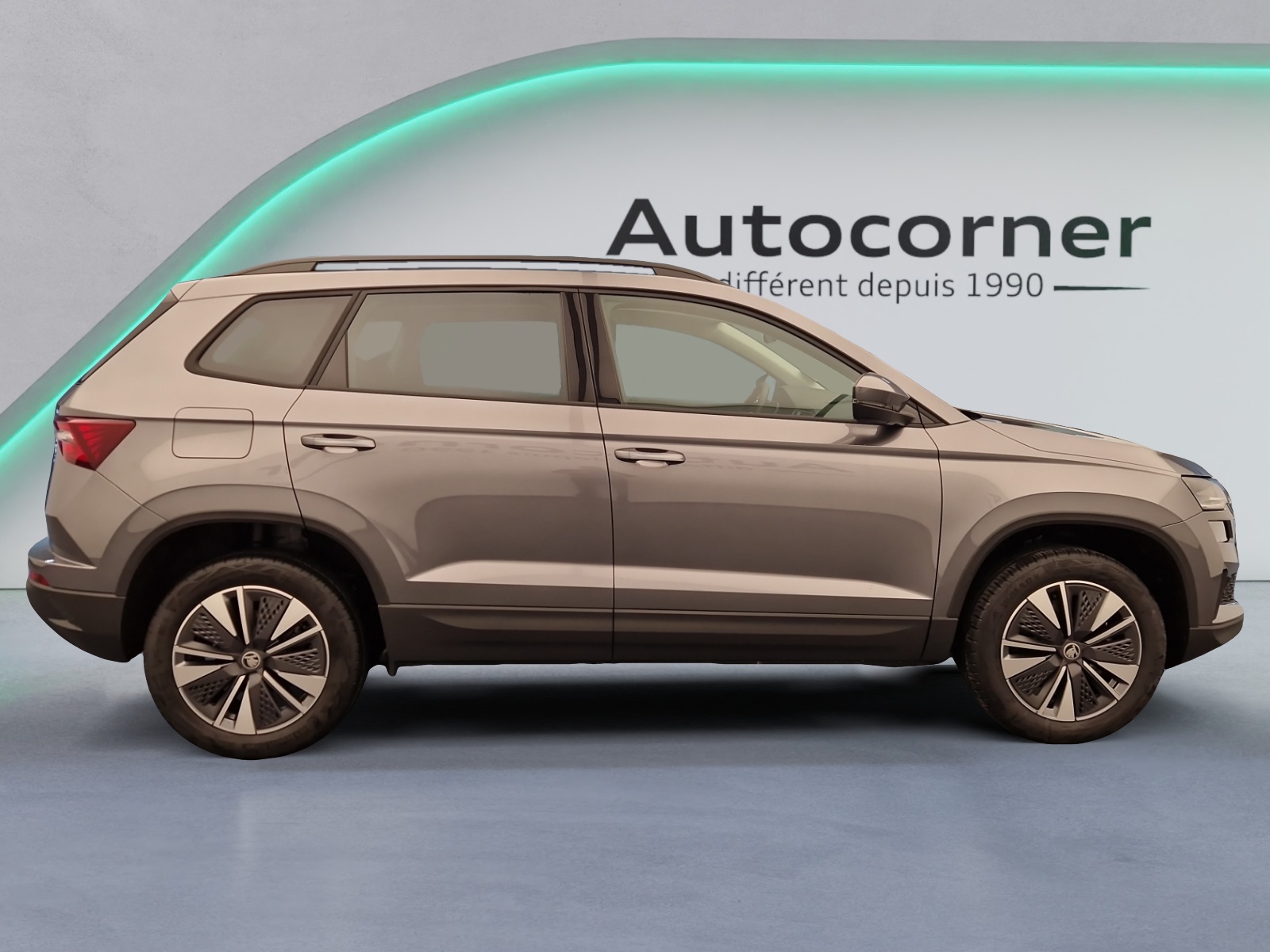 SKODA Karoq 1.5 TSI Dynamic DSG-image-5