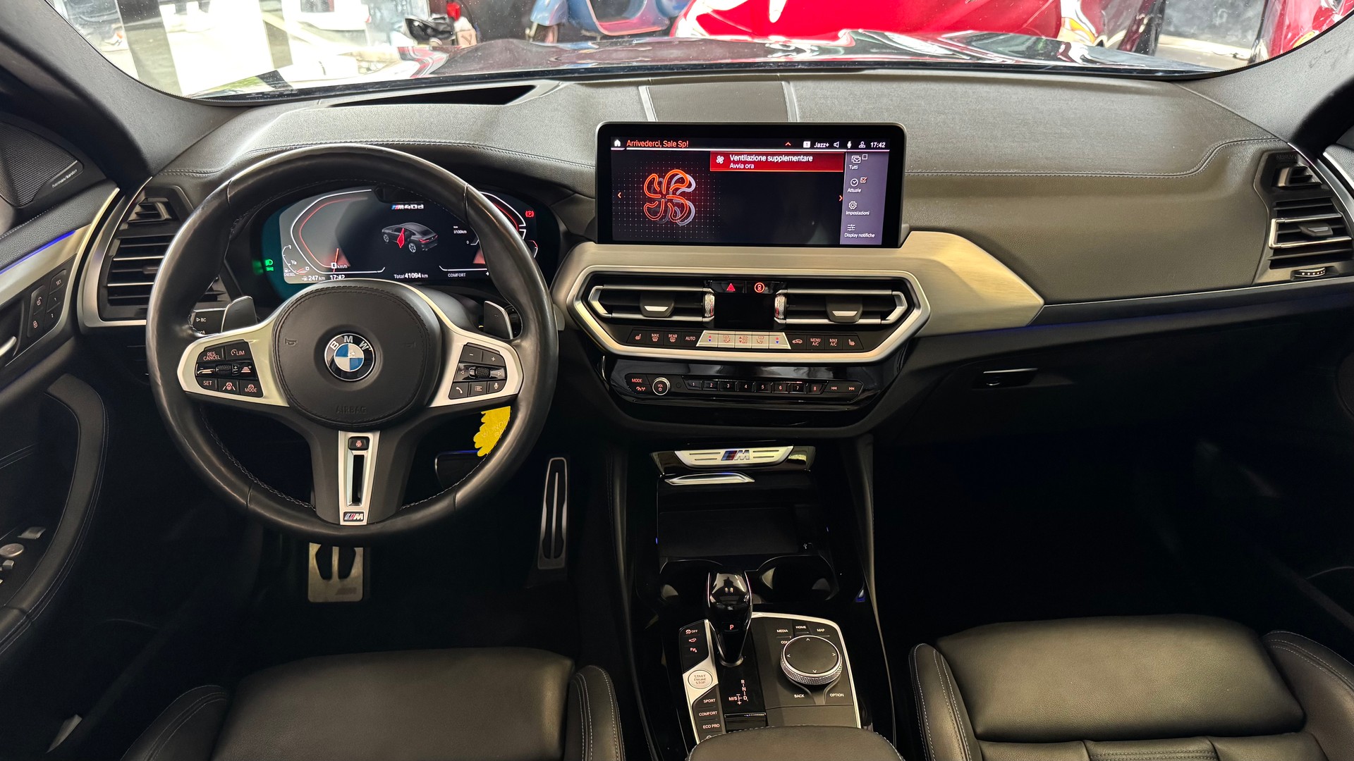 BMW X4 xDrive 48V M40d Steptronic-image-9