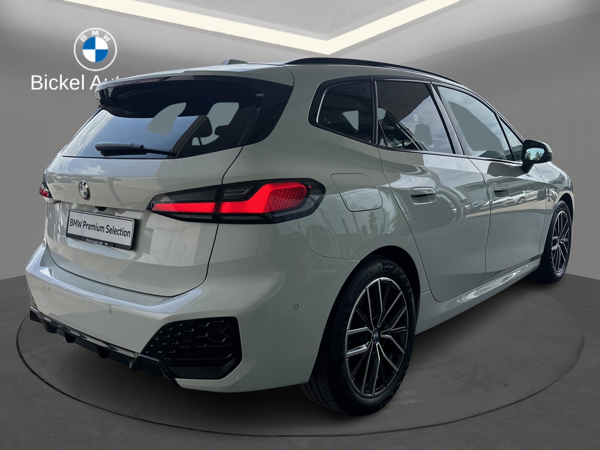 BMW 218d M Sport-image-4