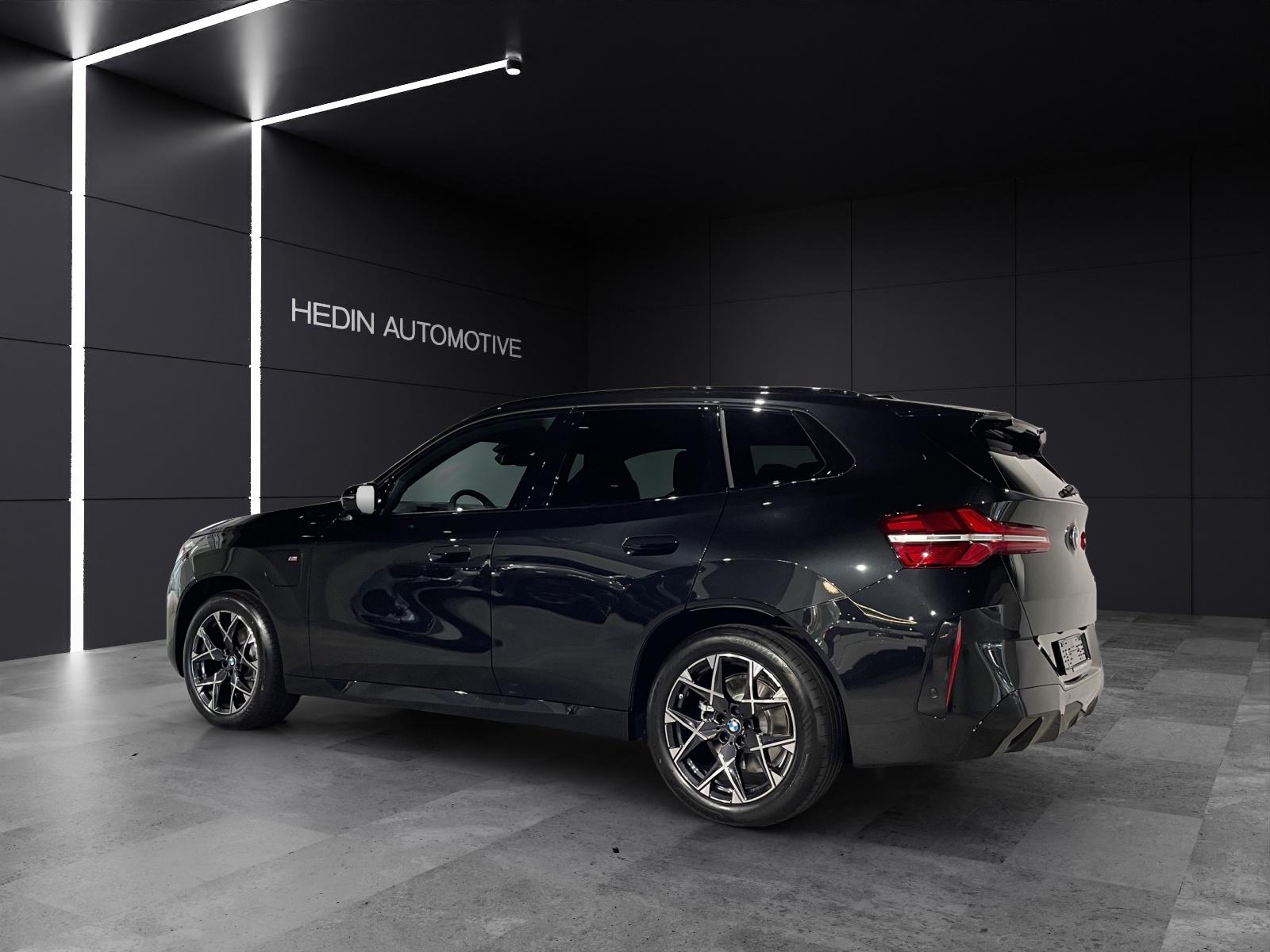 BMW X3 30e xDrive-showroom-element-3