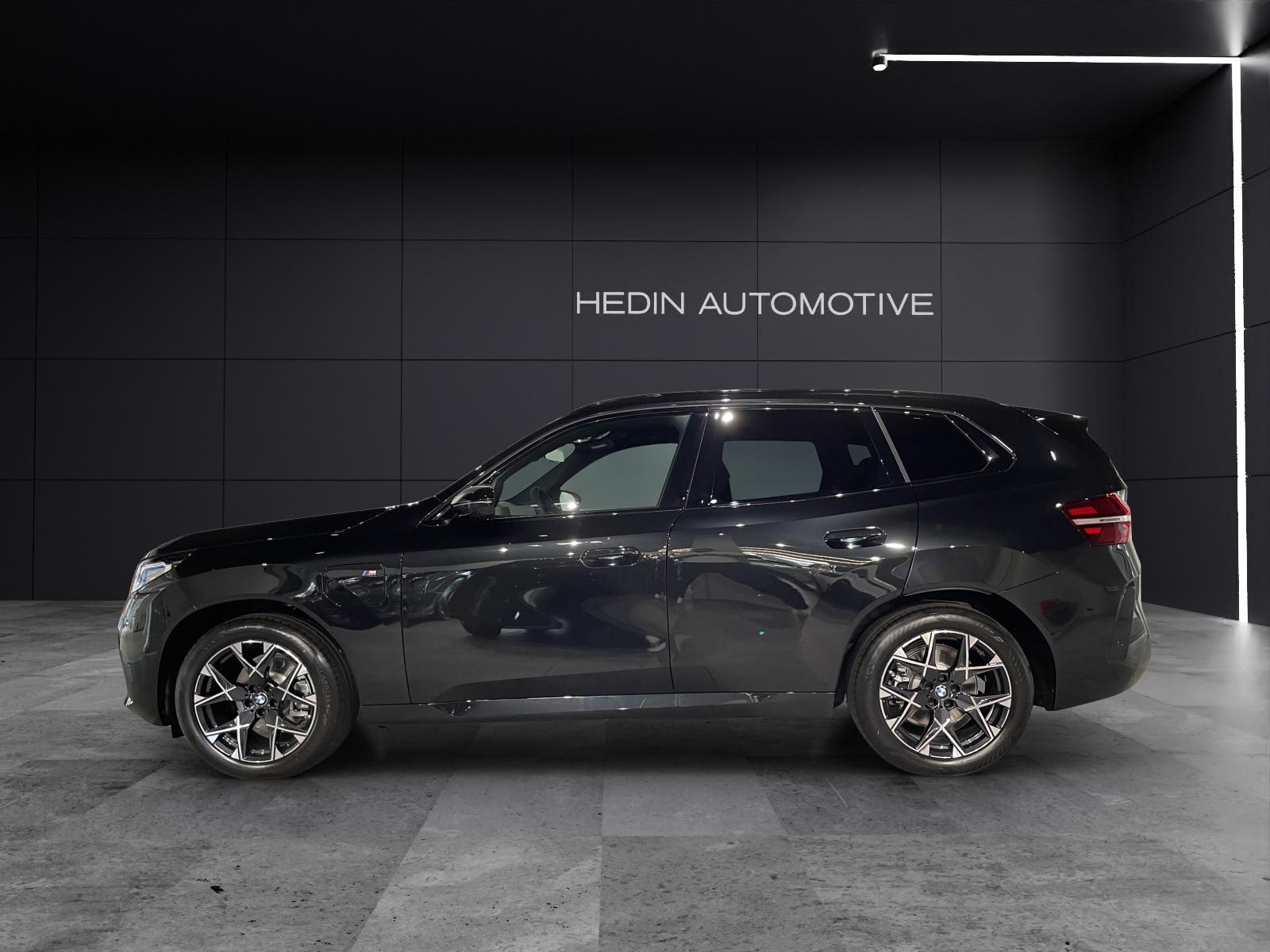 BMW X3 30e xDrive-showroom-element-1