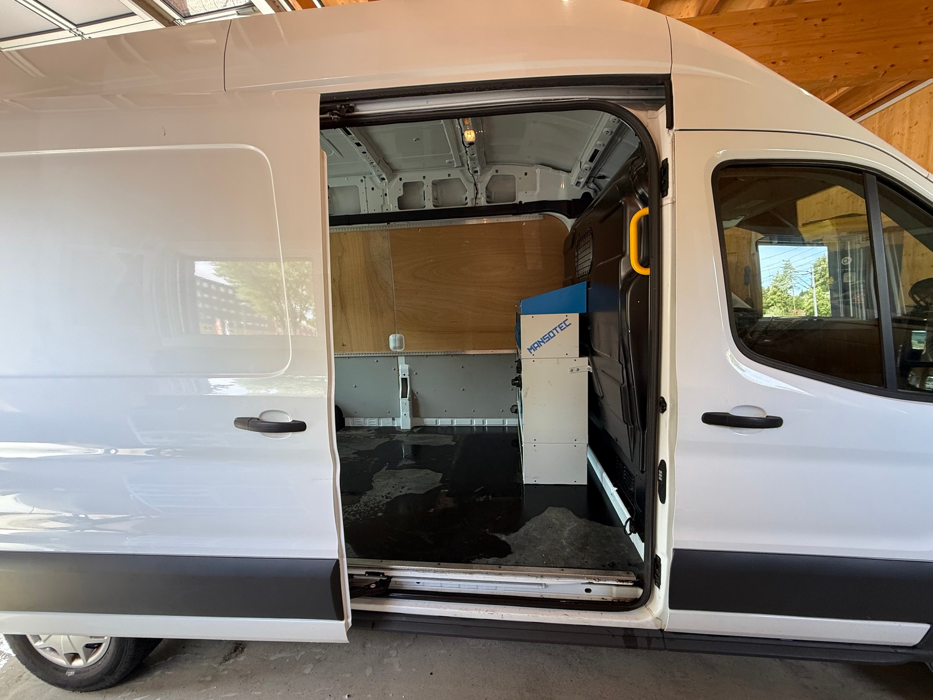 FORD Transit Van 350 L3 Trend 2.0 TDCi 130 FWD-image-12