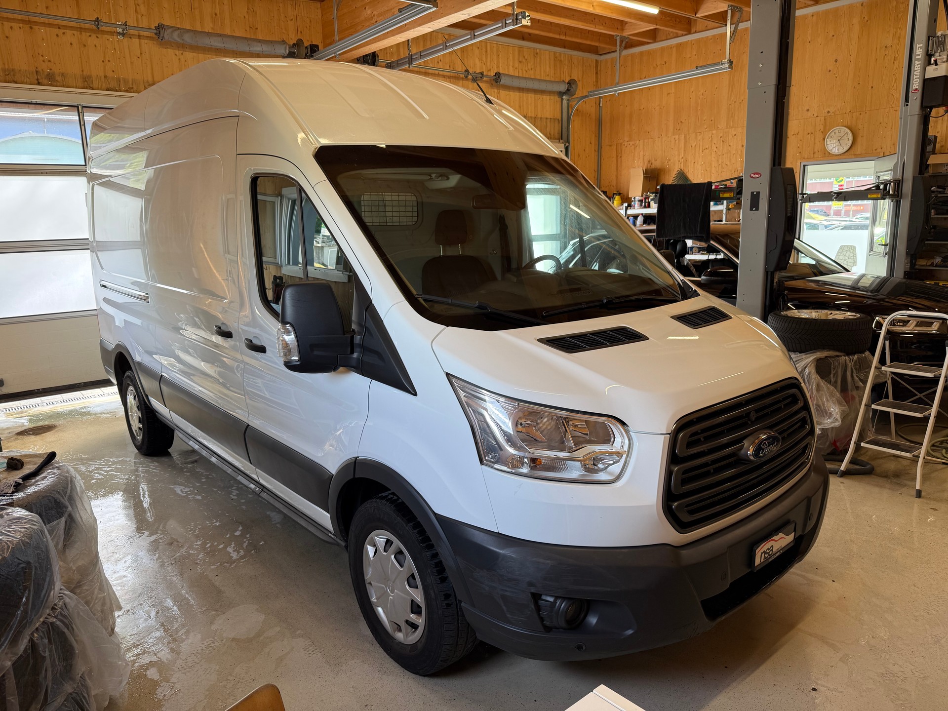FORD Transit Van 350 L3 Trend 2.0 TDCi 130 FWD-showroom-element-2