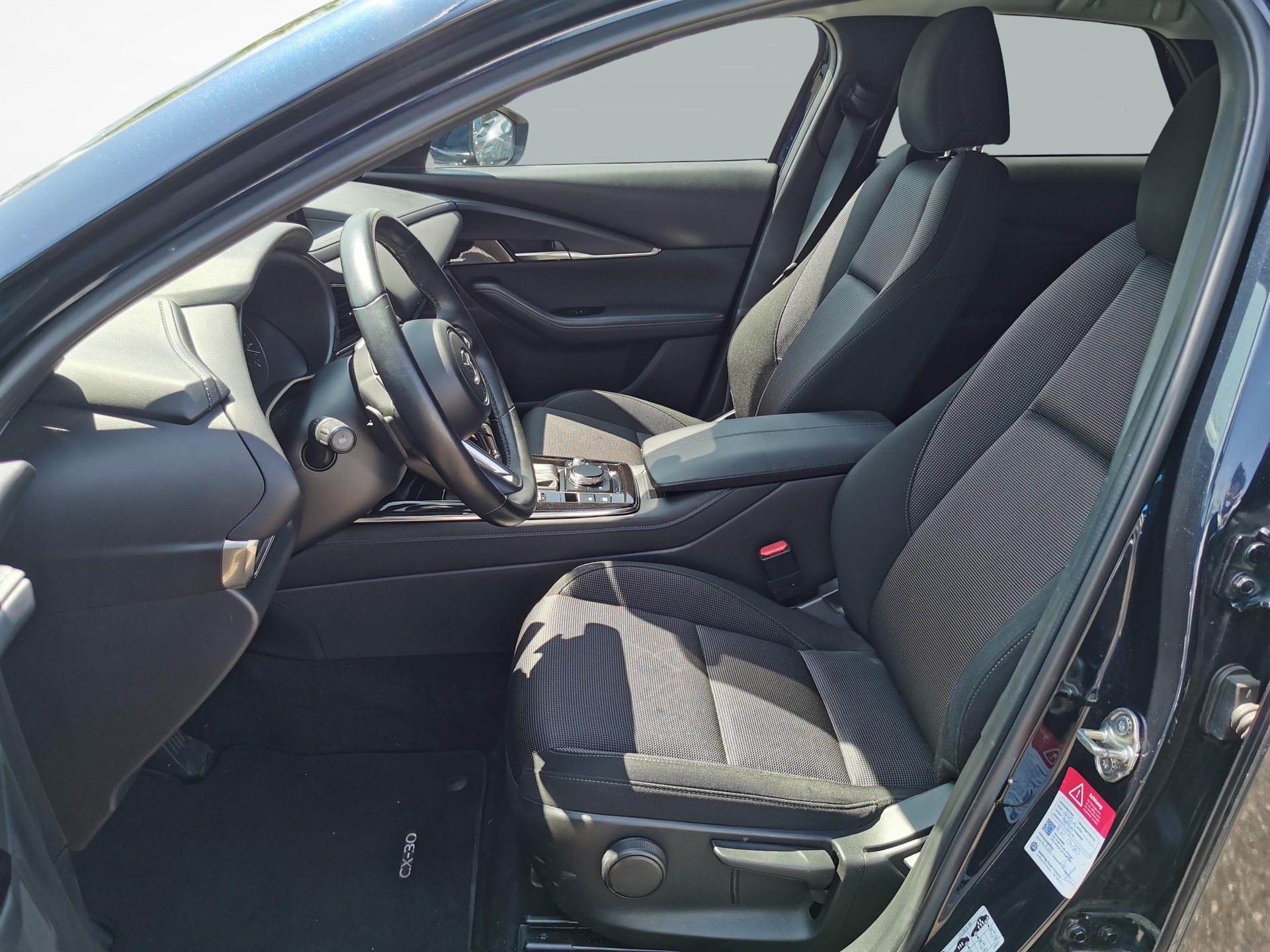 MAZDA CX-30 2.0 186 Revolution AWD-showroom-element-1