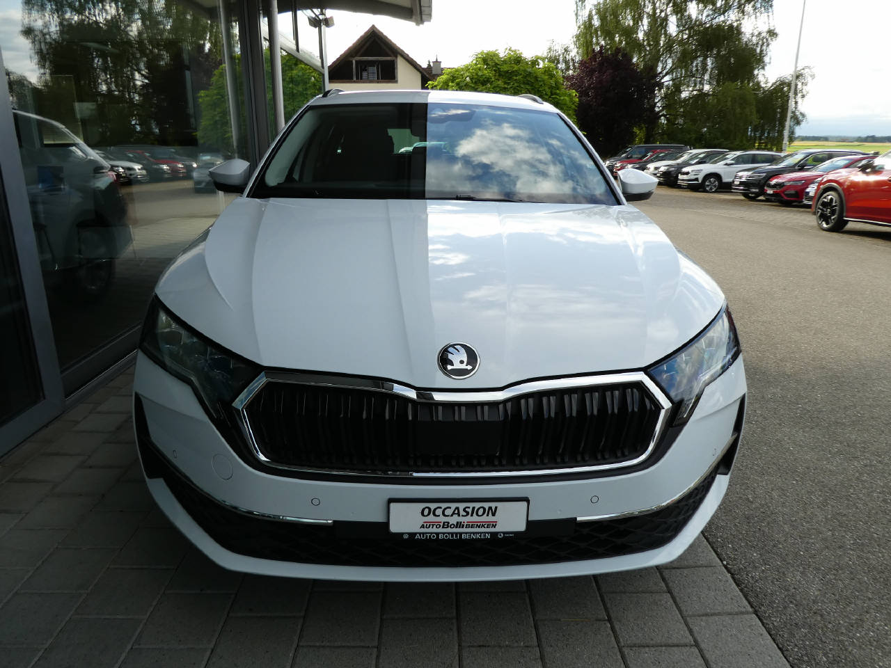 SKODA Octavia Combi 2.0 TDI 150 Selection DSG-showroom-element-2