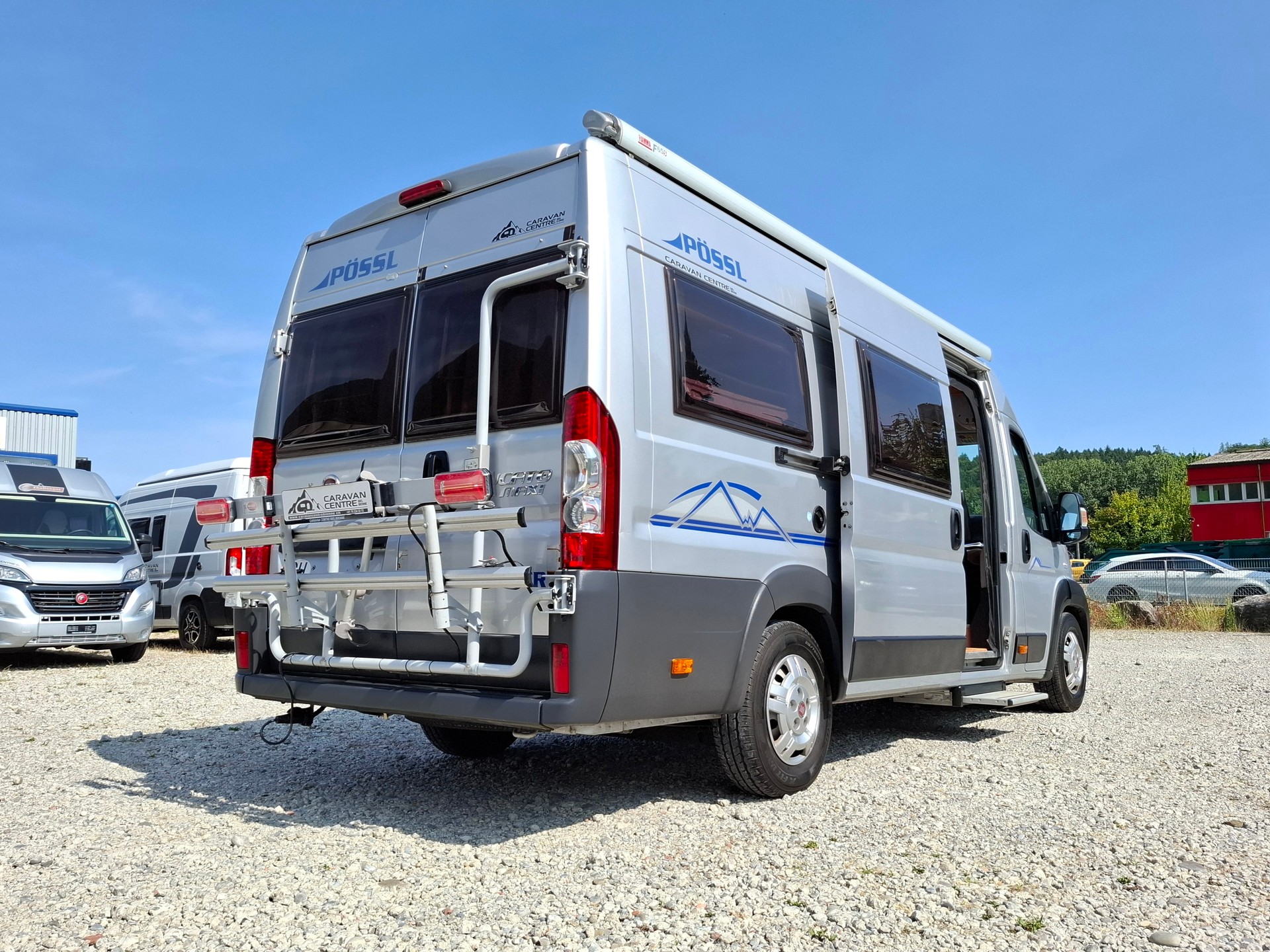 PÖSSL Roadcruiser 640 - AUTOMAT! Längsbett, Solar, Navi, RFK-image-3
